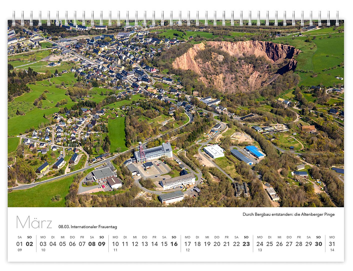 Bild: 9783910680821 | Kalender Sachsen von oben kompakt 2025 | 21 x 15 cm weißes Kalendarium