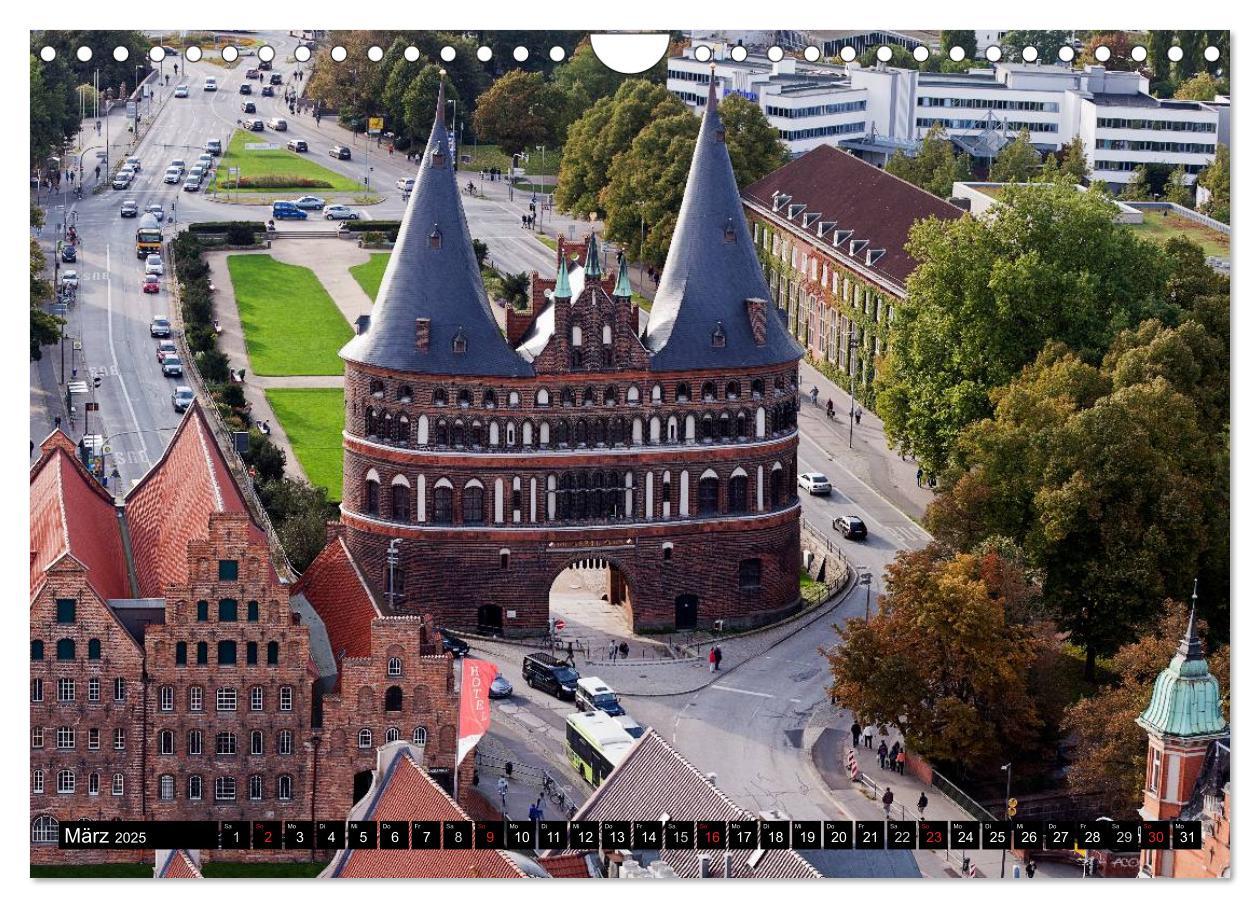 Bild: 9783435550074 | Ostseeperle Lübeck (Wandkalender 2025 DIN A4 quer), CALVENDO...