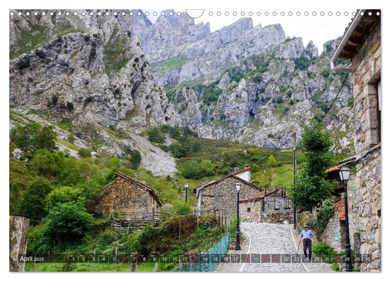 Bild: 9781325965199 | Picos de Europa - In and around the national park (Wall Calendar...