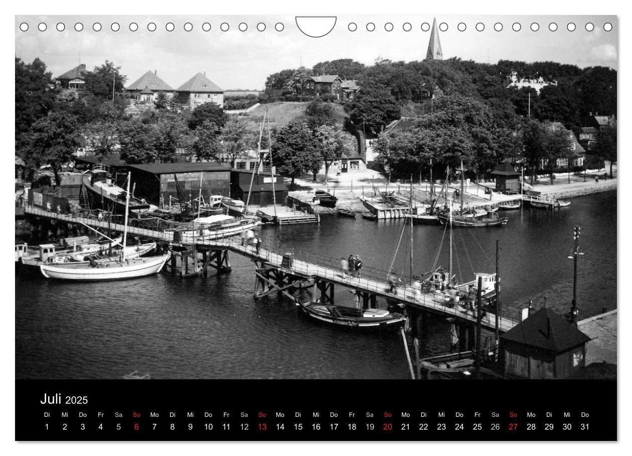 Bild: 9783435831524 | Altes Eckernförde (Wandkalender 2025 DIN A4 quer), CALVENDO...