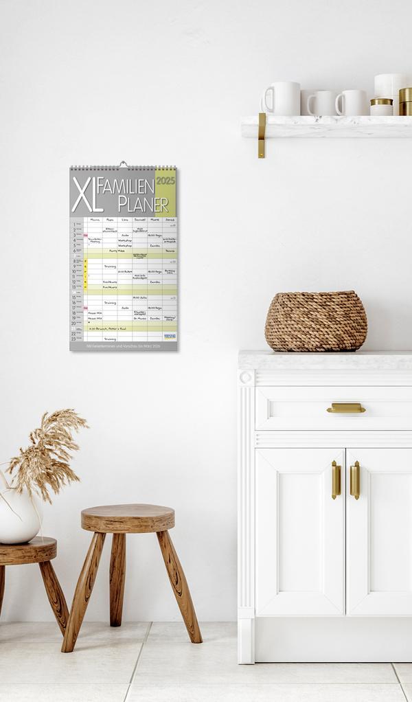 Bild: 9783731876908 | XL Familienplaner Pastell 2025 | Verlag Korsch | Kalender | 14 S.