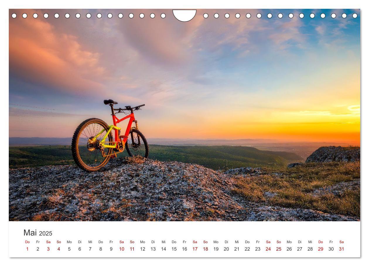 Bild: 9783383918803 | Radtouren - Weil Fahrrad fahren das schönste ist. (Wandkalender...