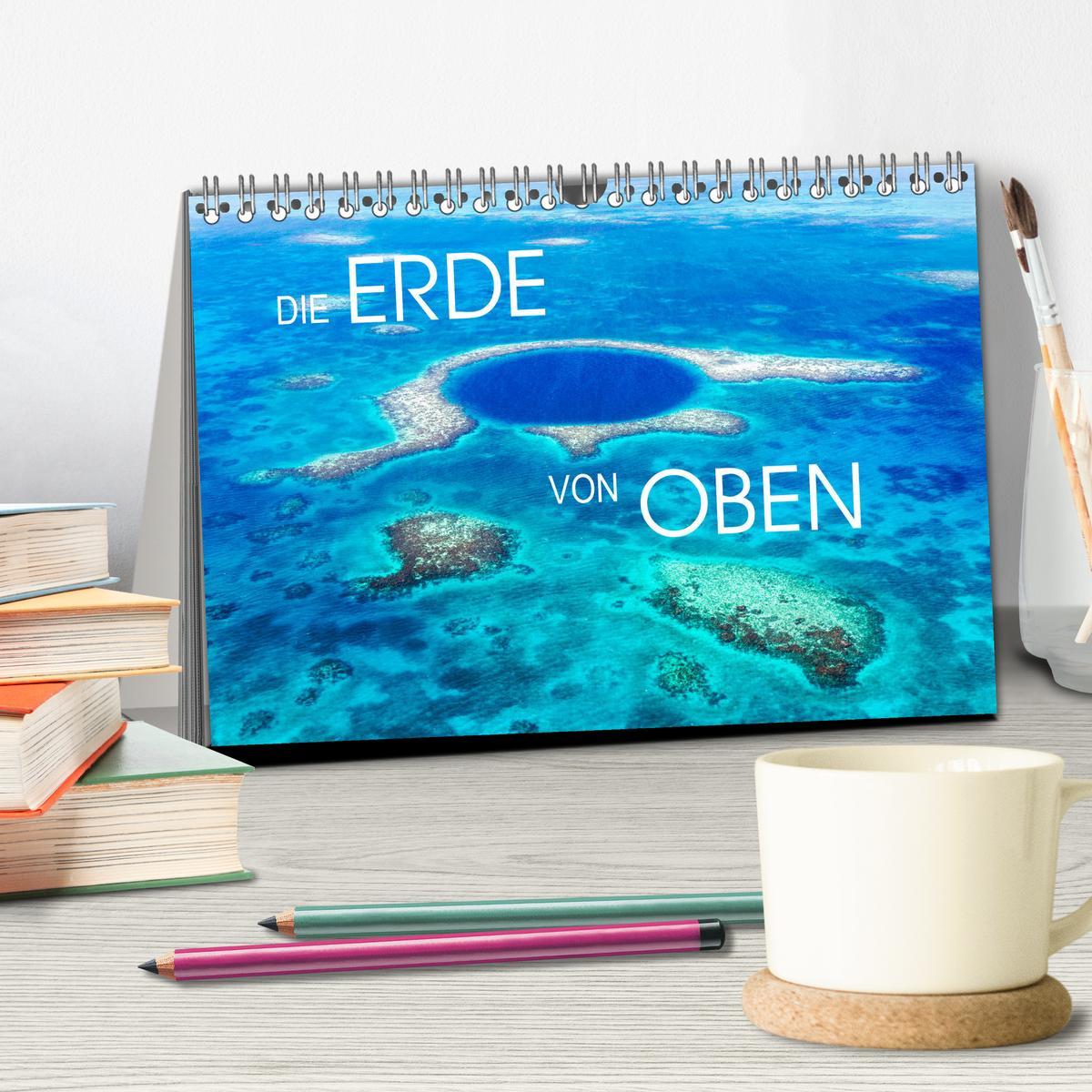 Bild: 9783435041060 | Die Erde von Oben - Earth from above (Tischkalender 2025 DIN A5...