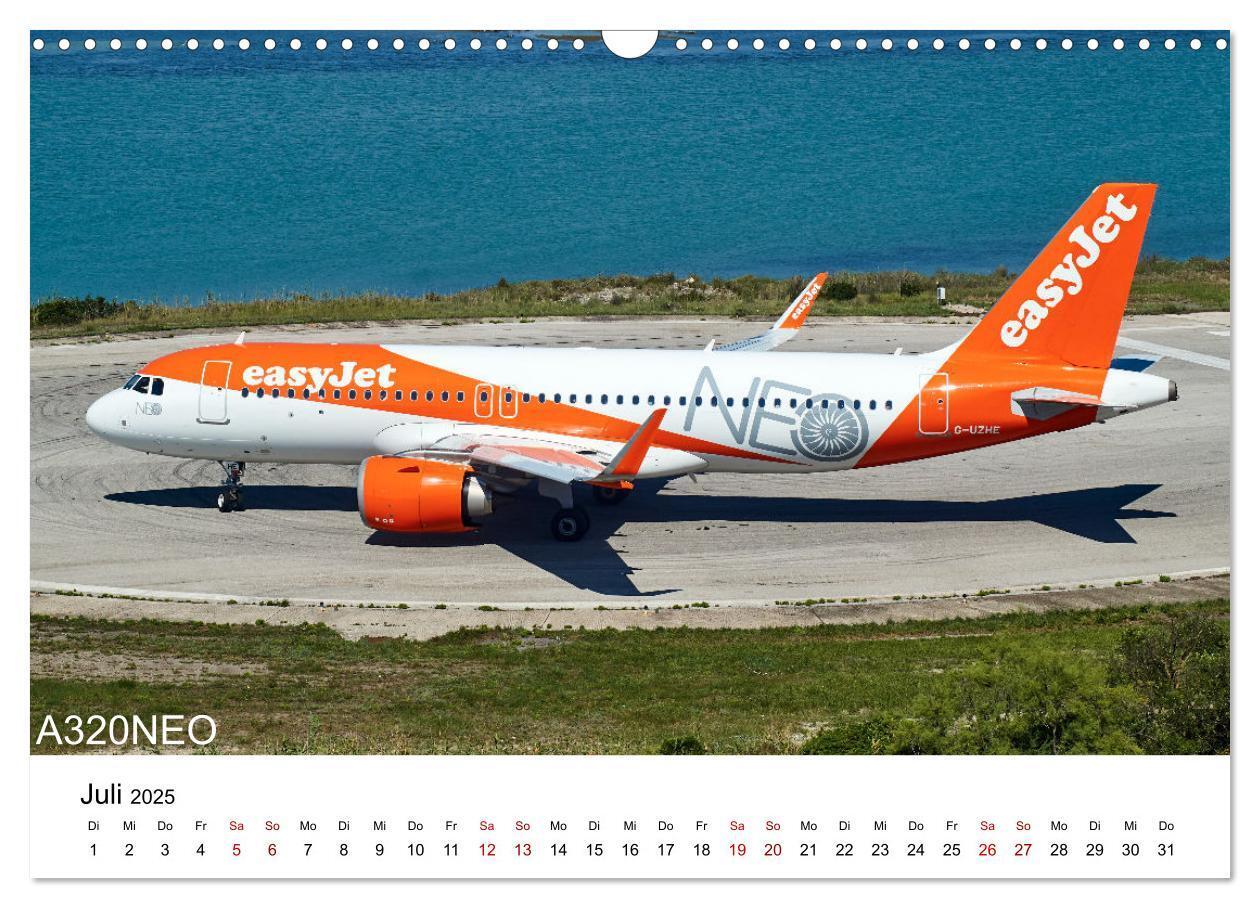 Bild: 9783383969768 | Flugzeuge von Airbus (Wandkalender 2025 DIN A3 quer), CALVENDO...