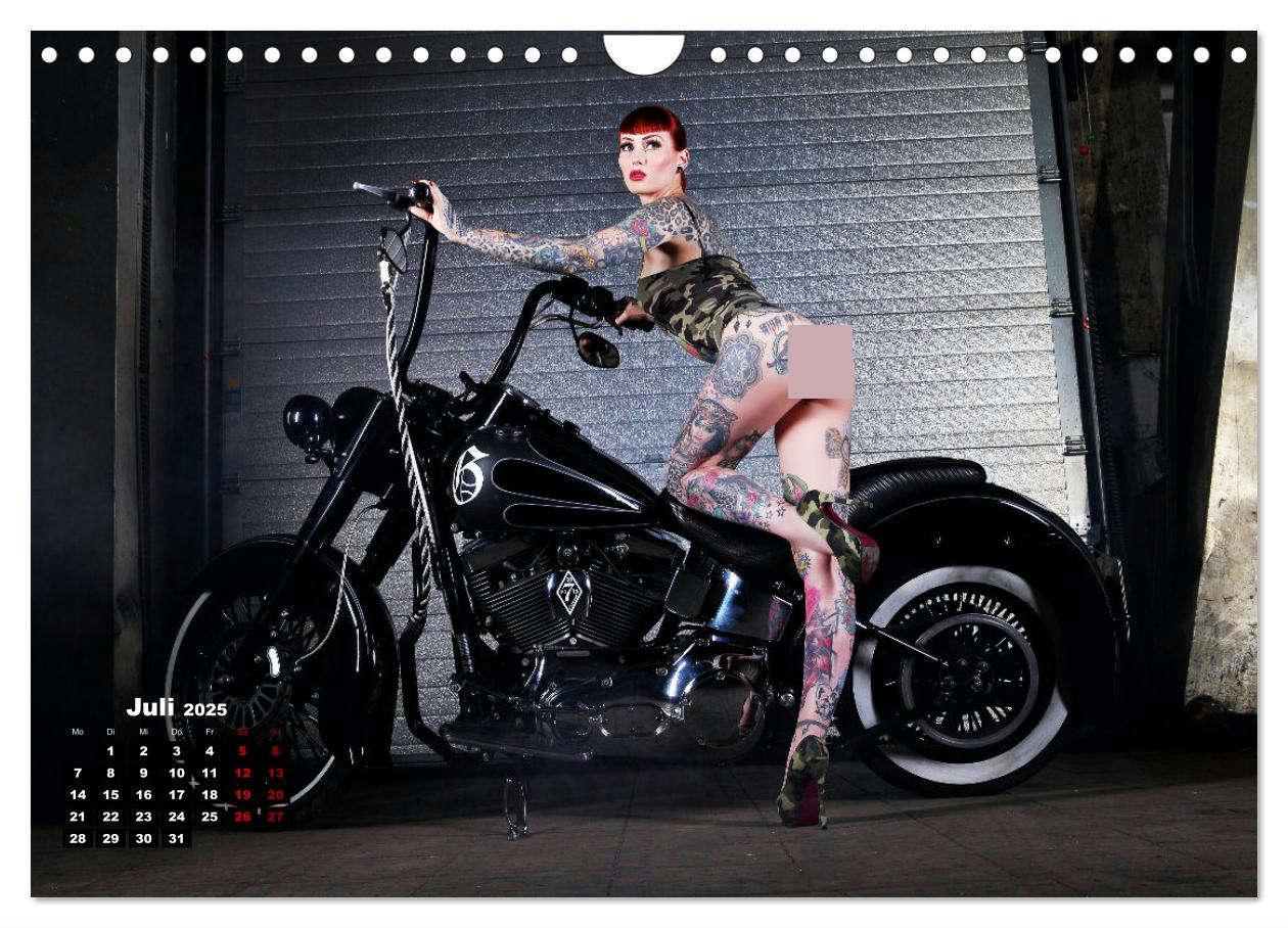 Bild: 9783383964633 | Motorräder und Sexy Girls (Wandkalender 2025 DIN A4 quer), CALVENDO...