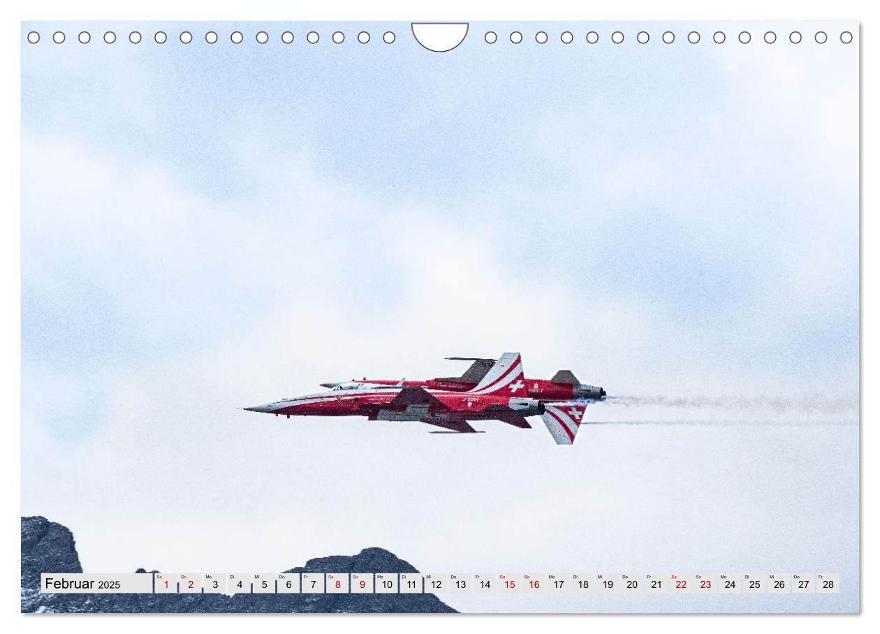 Bild: 9783383761997 | Axalp Airshow (Wandkalender 2025 DIN A4 quer), CALVENDO Monatskalender