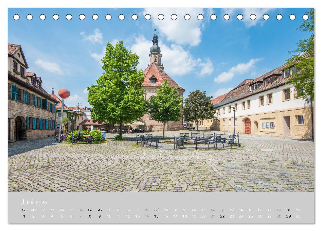 Bild: 9783435454044 | Hugenottenstadt Erlangen 2025 (Tischkalender 2025 DIN A5 quer),...