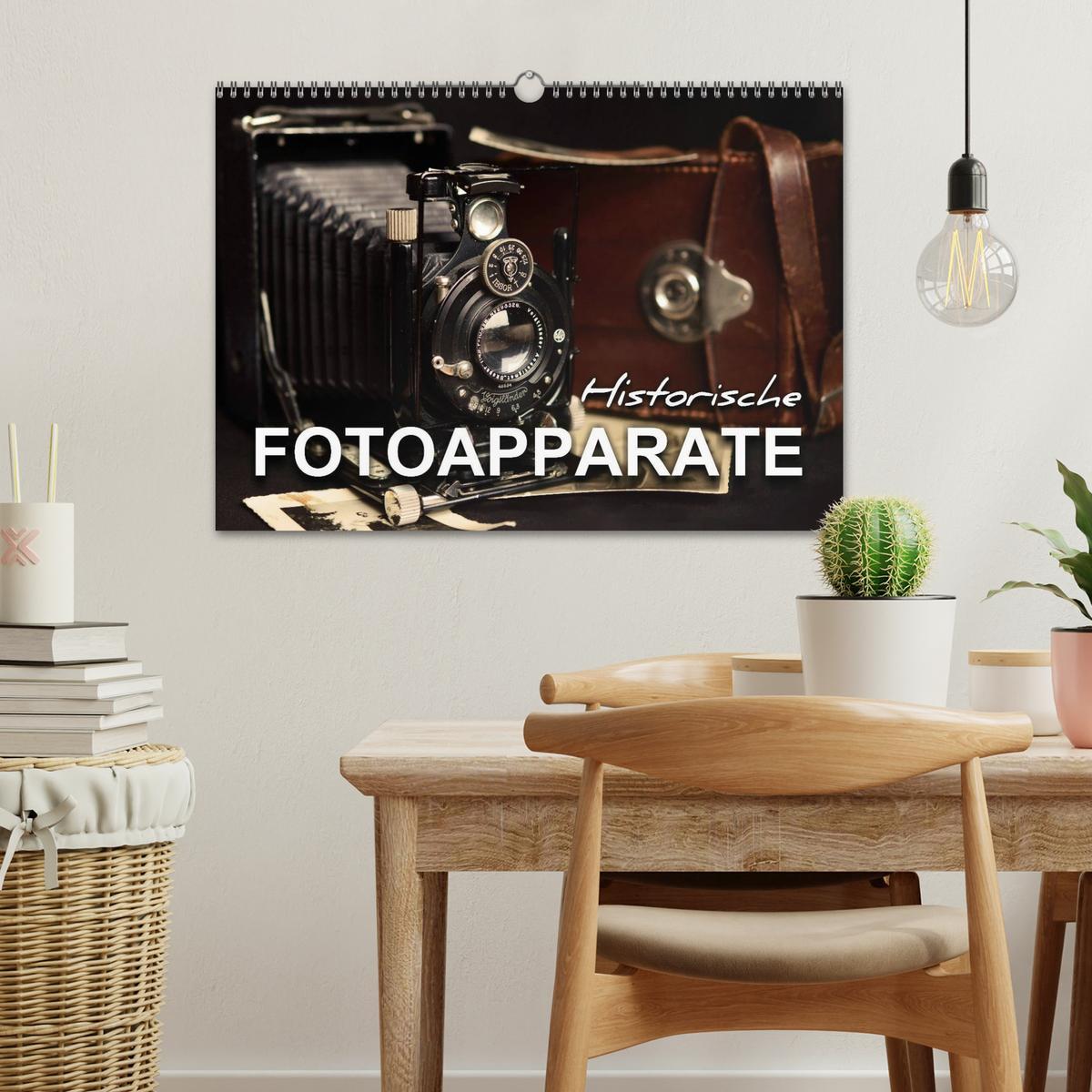 Bild: 9783435564873 | Historische Fotoapparate (Wandkalender 2025 DIN A3 quer), CALVENDO...