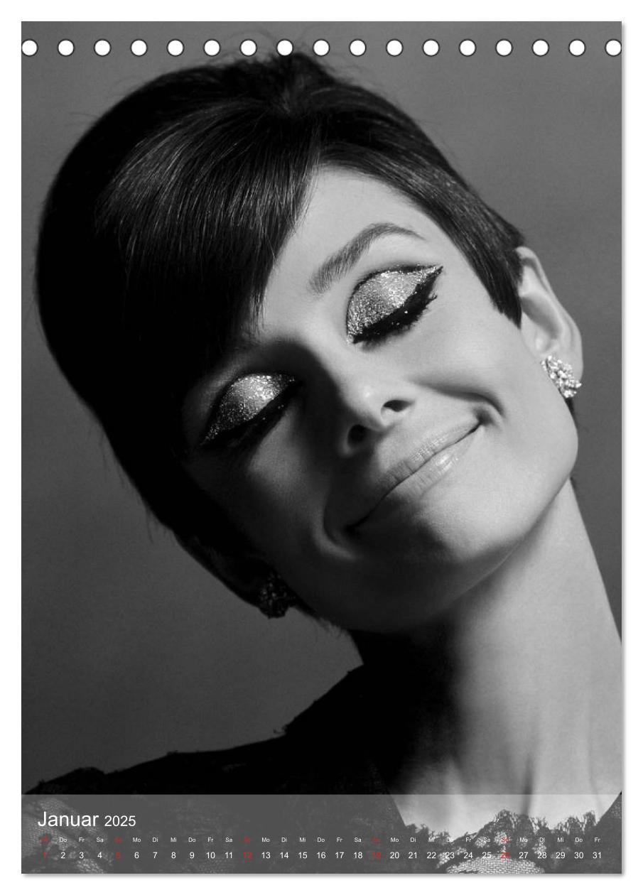 Bild: 9783457047057 | Hollywood-Diva - Audrey Hepburn (Tischkalender 2025 DIN A5 hoch),...