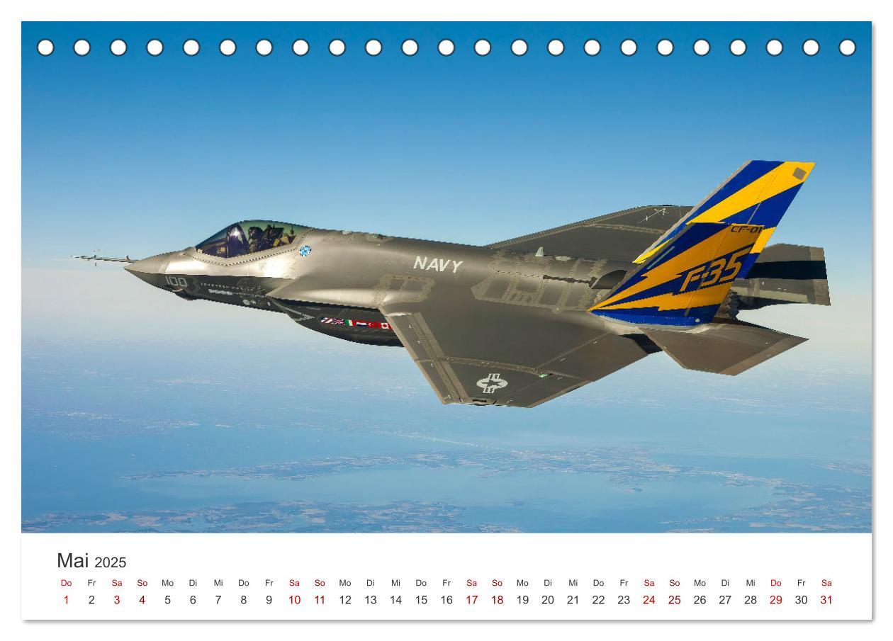 Bild: 9783383917622 | Kampfjets - Düsenjäger-Kalender (Tischkalender 2025 DIN A5 quer),...