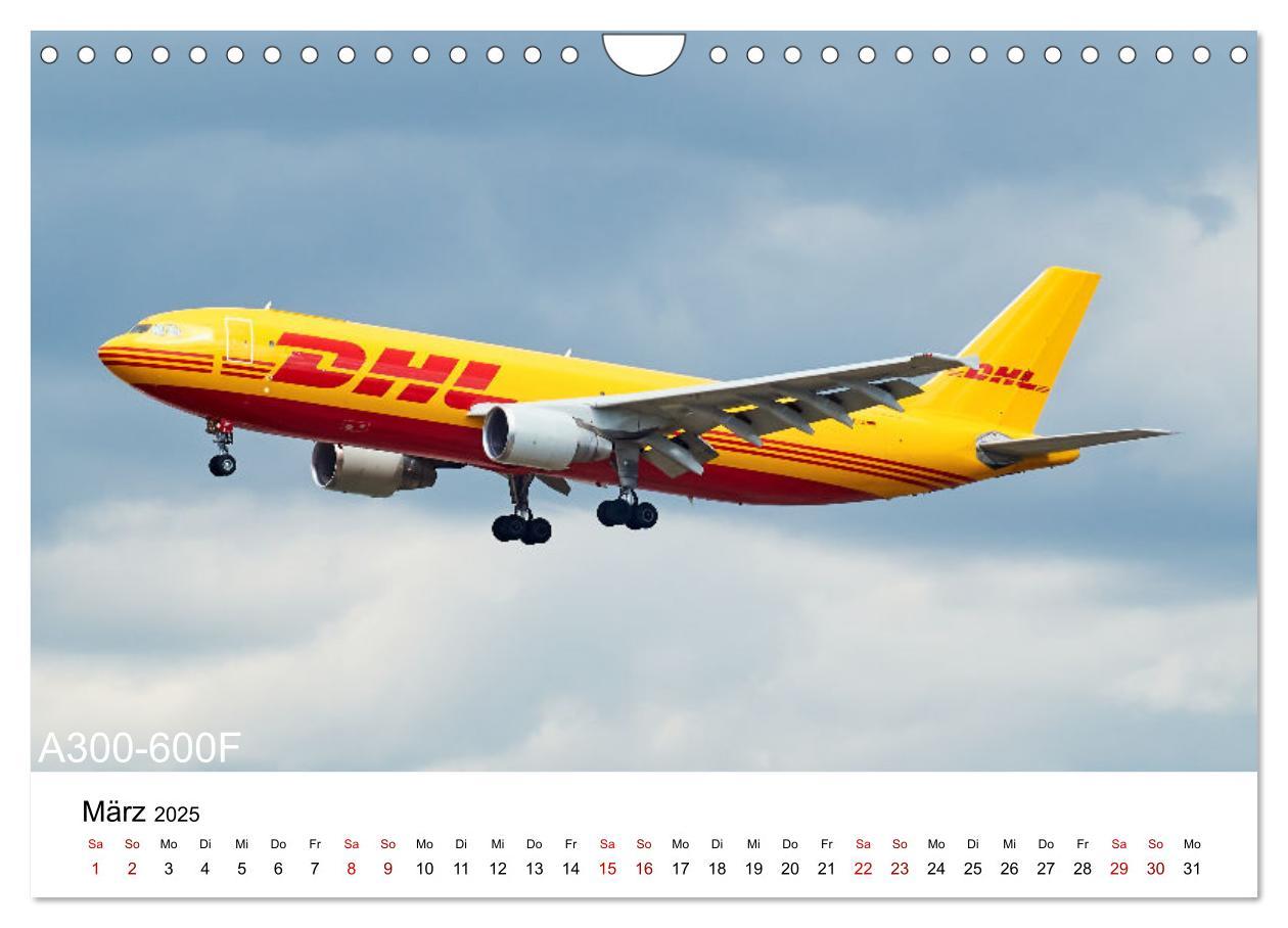 Bild: 9783383970023 | Flugzeuge von Airbus (Wandkalender 2025 DIN A4 quer), CALVENDO...