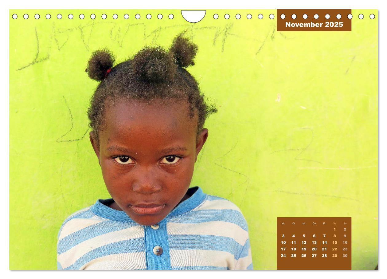 Bild: 9783383852282 | Kinderporträts aus Afrika (Wandkalender 2025 DIN A4 quer), CALVENDO...