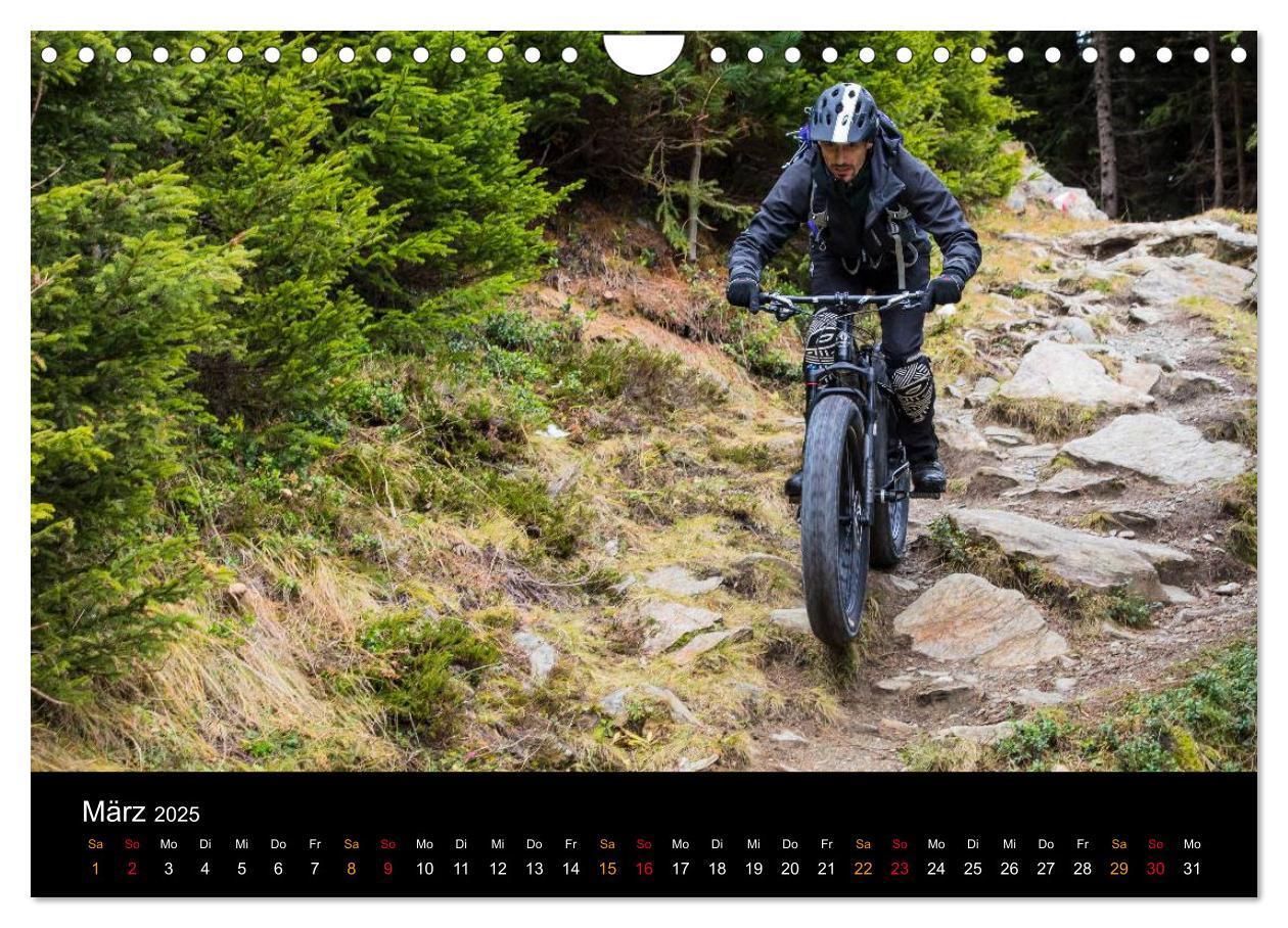 Bild: 9783435635184 | Mountainbike Freeride Momente (Wandkalender 2025 DIN A4 quer),...