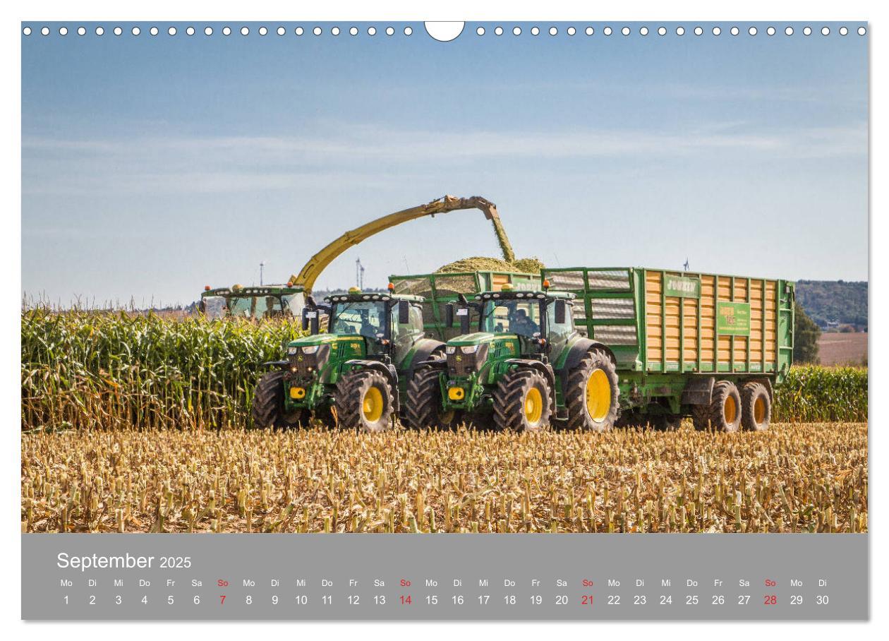 Bild: 9783435173600 | Landtechnik im Einsatz (Wandkalender 2025 DIN A3 quer), CALVENDO...