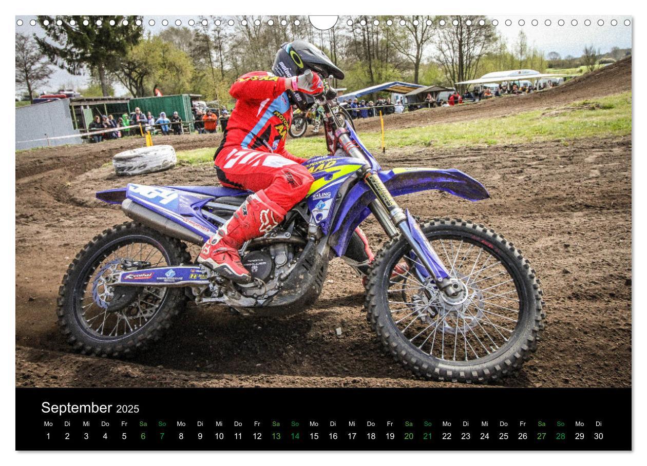 Bild: 9783435374335 | Motocross Ladies 2025 (Wandkalender 2025 DIN A3 quer), CALVENDO...