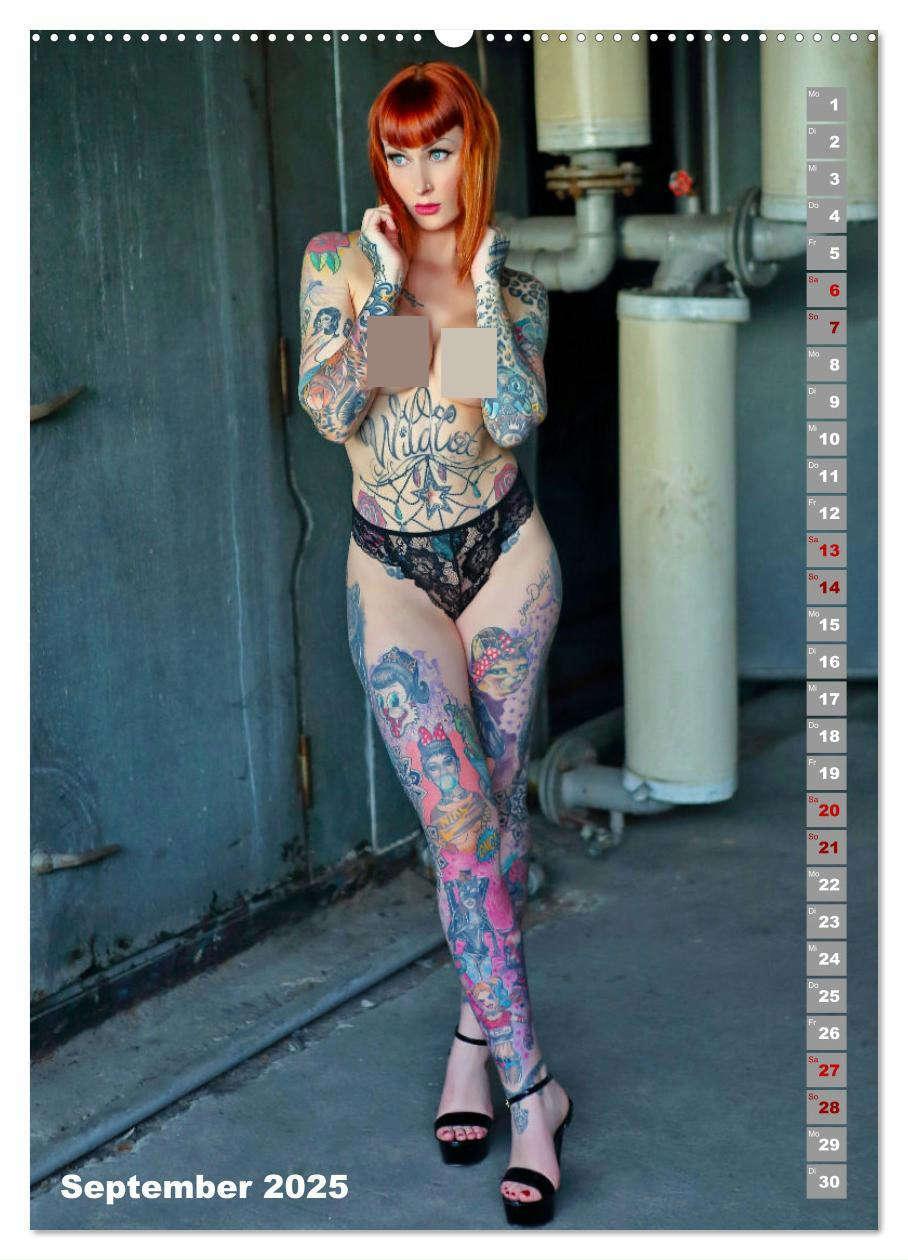 Bild: 9783457144251 | Beauty Tattoo Girls (hochwertiger Premium Wandkalender 2025 DIN A2...