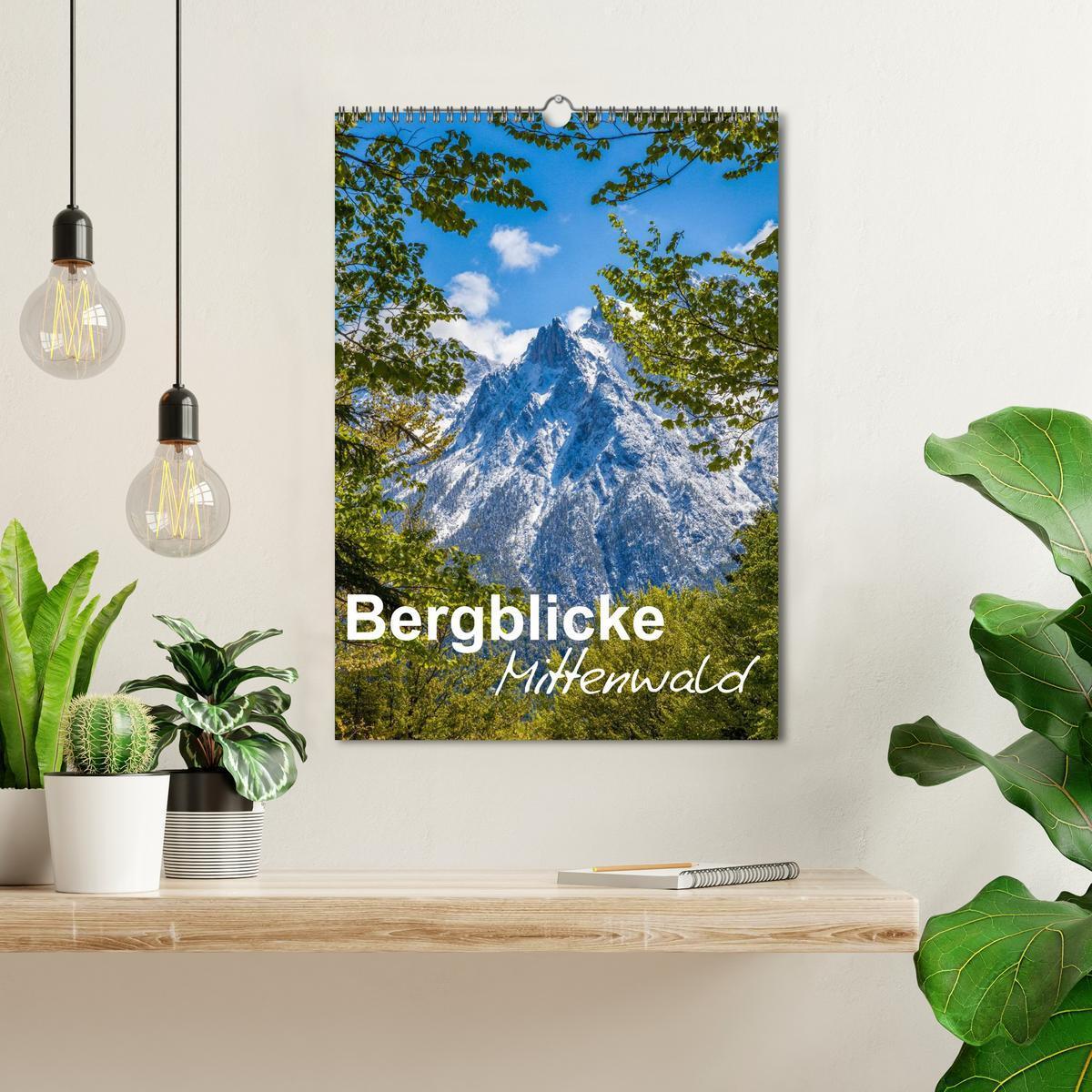 Bild: 9783457041741 | Bergblicke - Mittenwald (Wandkalender 2025 DIN A3 hoch), CALVENDO...