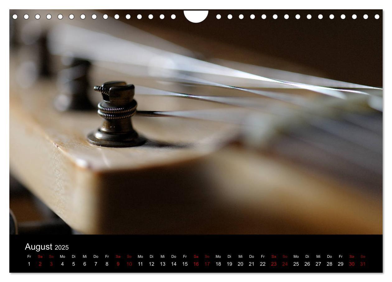 Bild: 9783435432431 | Feinheiten - Alte Gitarren im Detail (Wandkalender 2025 DIN A4...