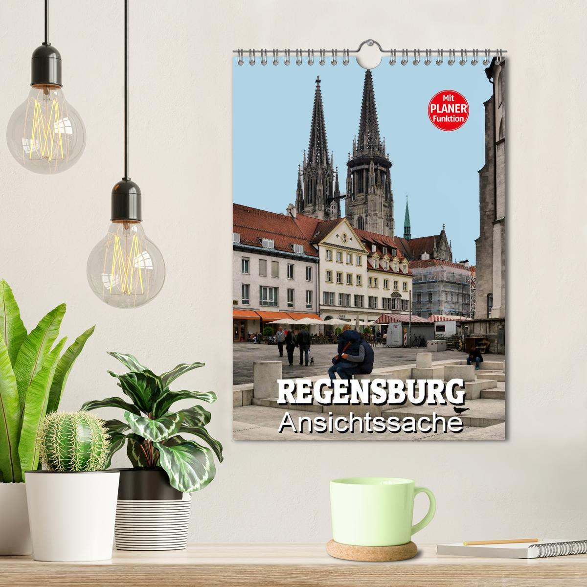 Bild: 9783457025215 | Regensburg - Ansichtssache (Wandkalender 2025 DIN A4 hoch),...