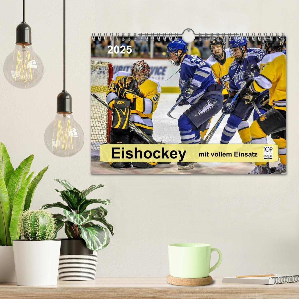 Bild: 9783435596867 | Mit vollem Einsatz - Eishockey (Wandkalender 2025 DIN A4 quer),...