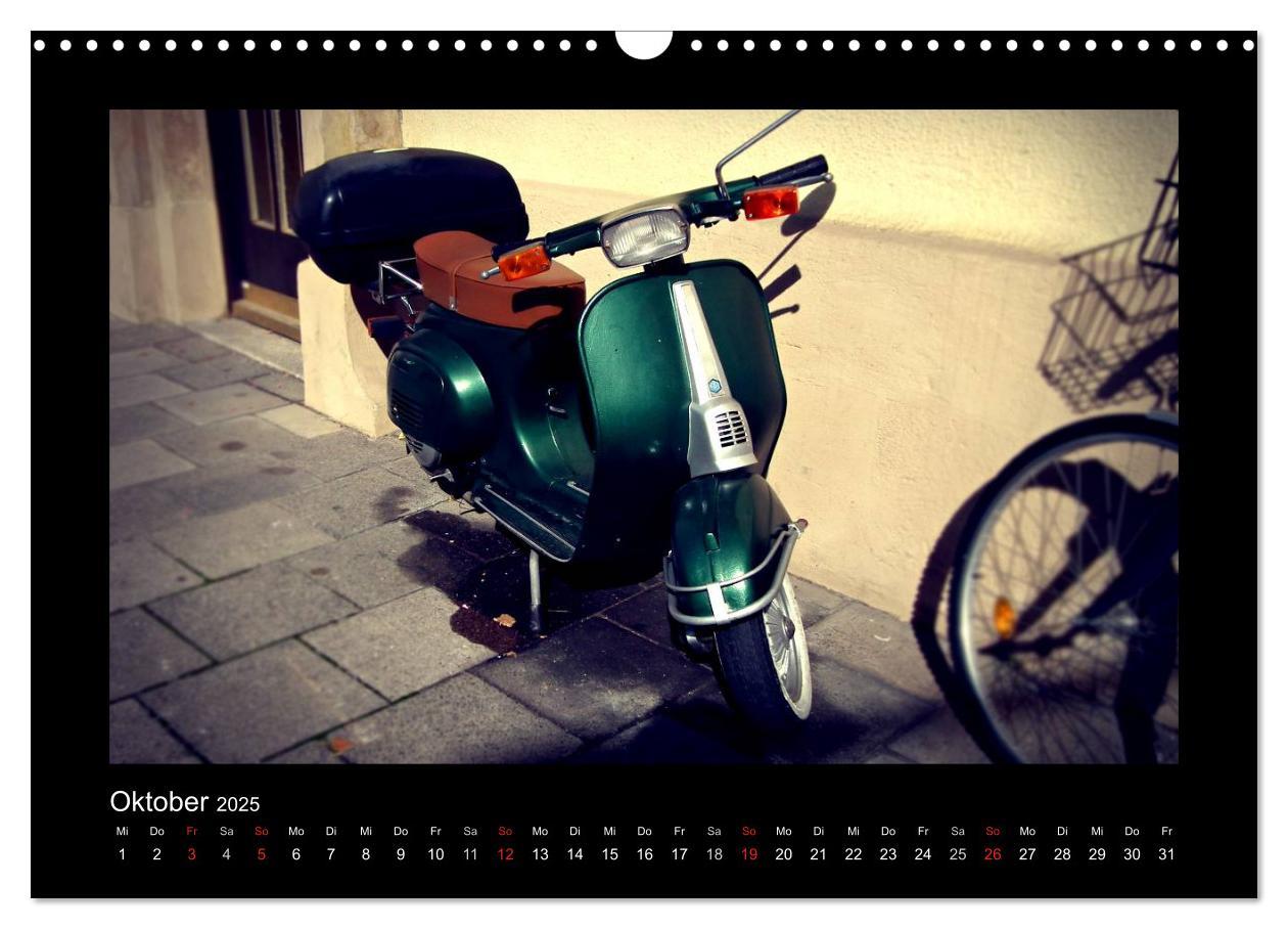 Bild: 9783435838127 | Motorroller (Wandkalender 2025 DIN A3 quer), CALVENDO Monatskalender