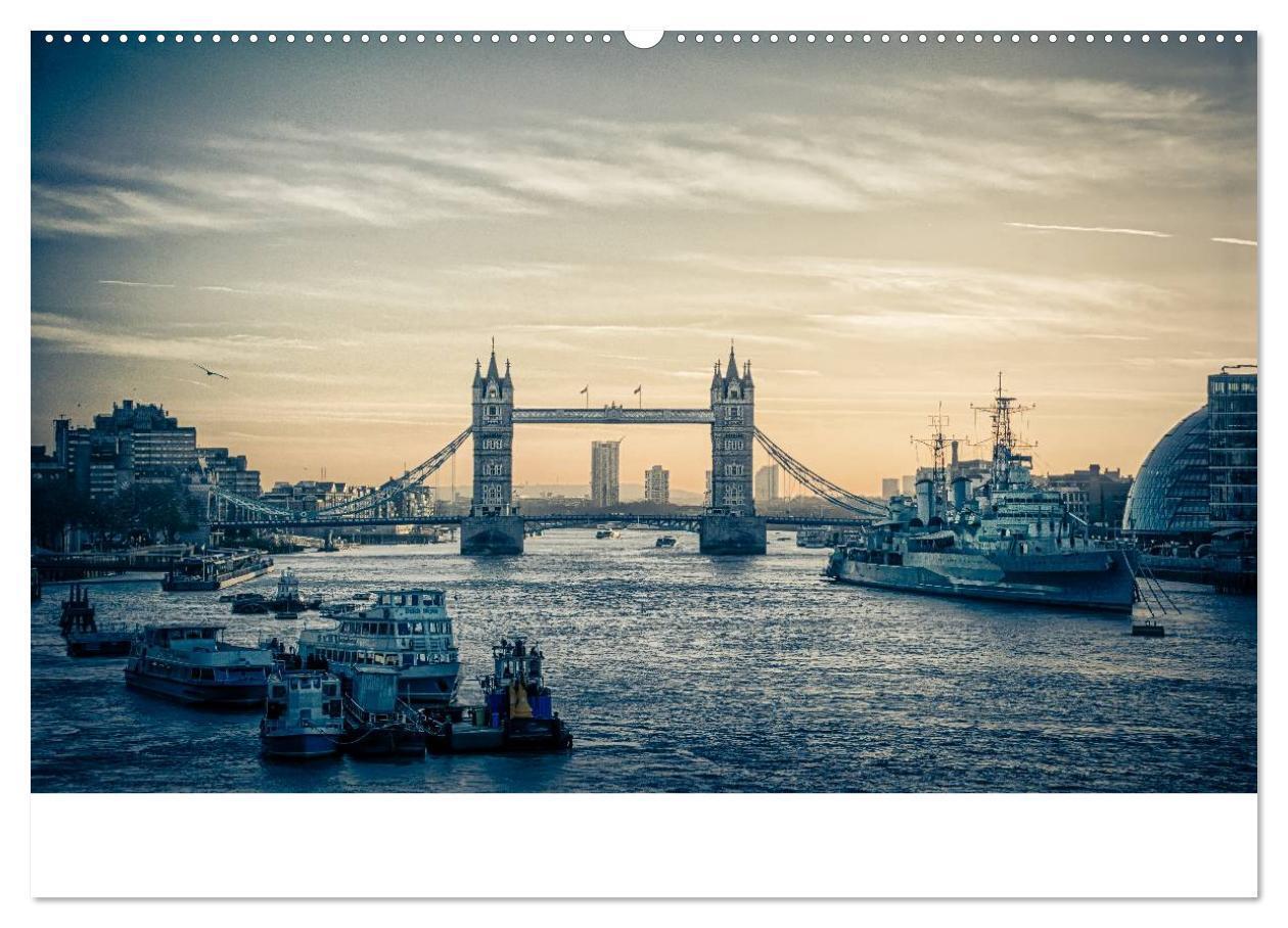 Bild: 9783435489152 | London an der Themse (Wandkalender 2025 DIN A2 quer), CALVENDO...