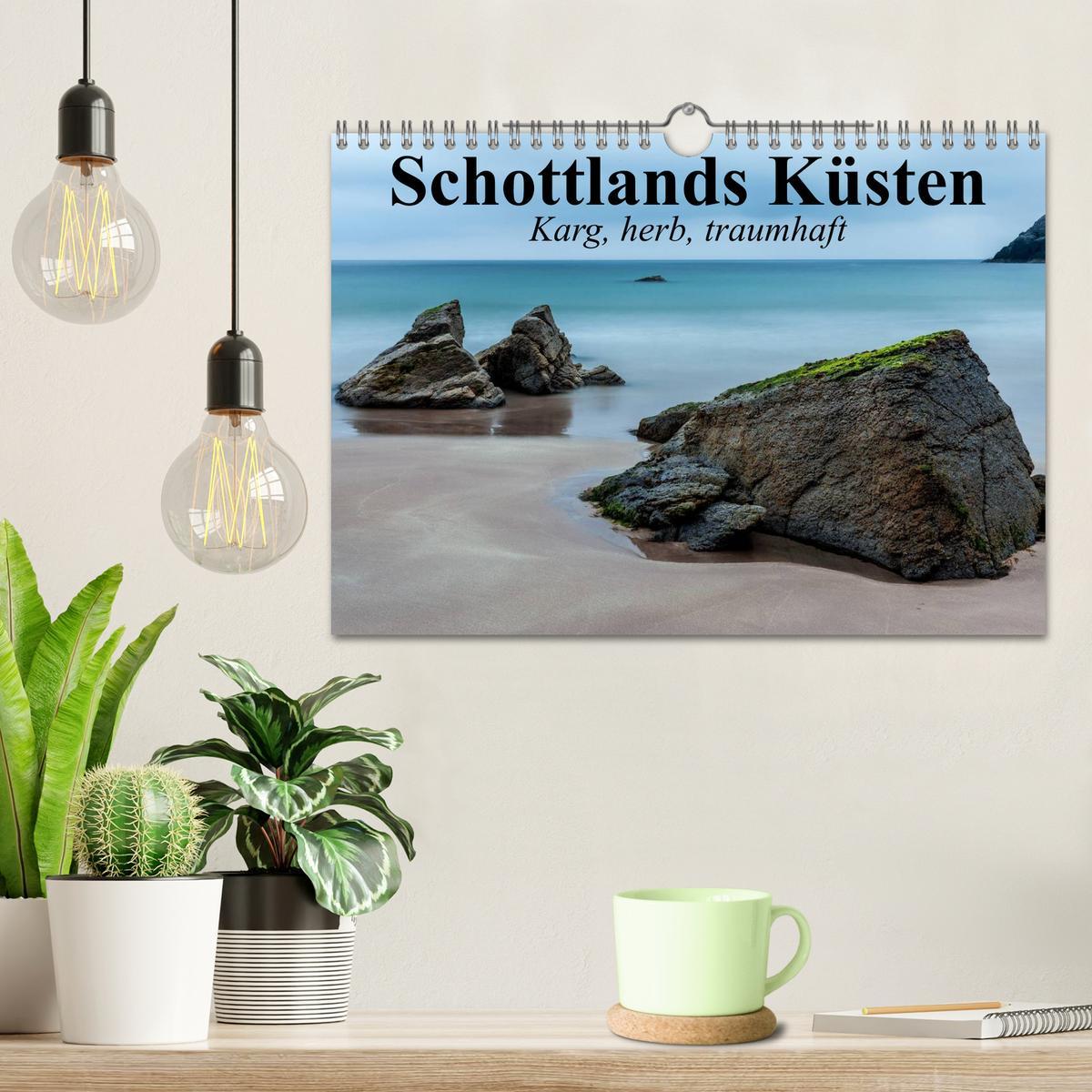 Bild: 9783435595969 | Schottlands Küsten. Karg, herb, traumhaft (Wandkalender 2025 DIN A4...