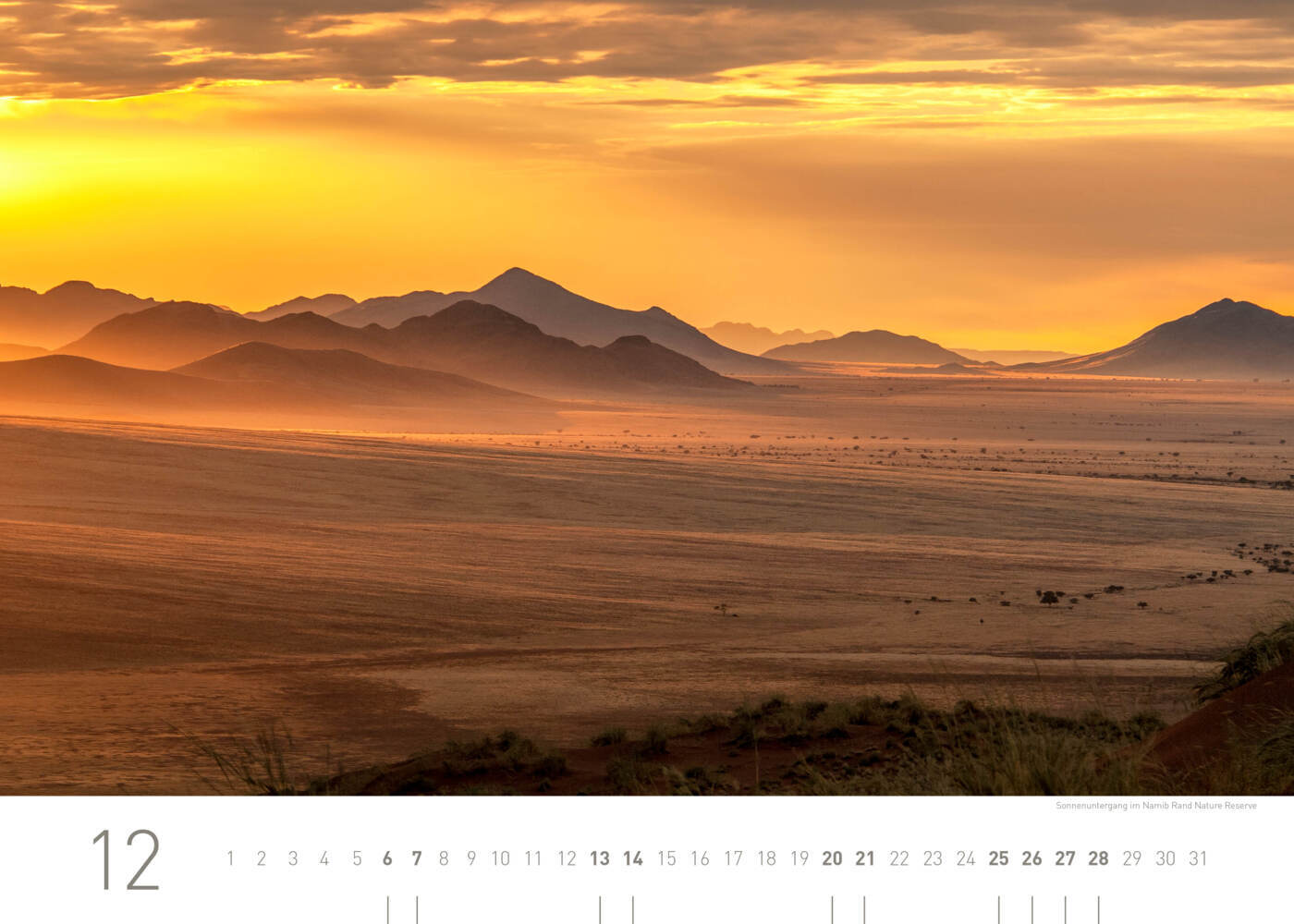 Bild: 9783968555546 | 360° Namibia Exklusivkalender 2025 | Christian Heeb | Kalender | 13 S.