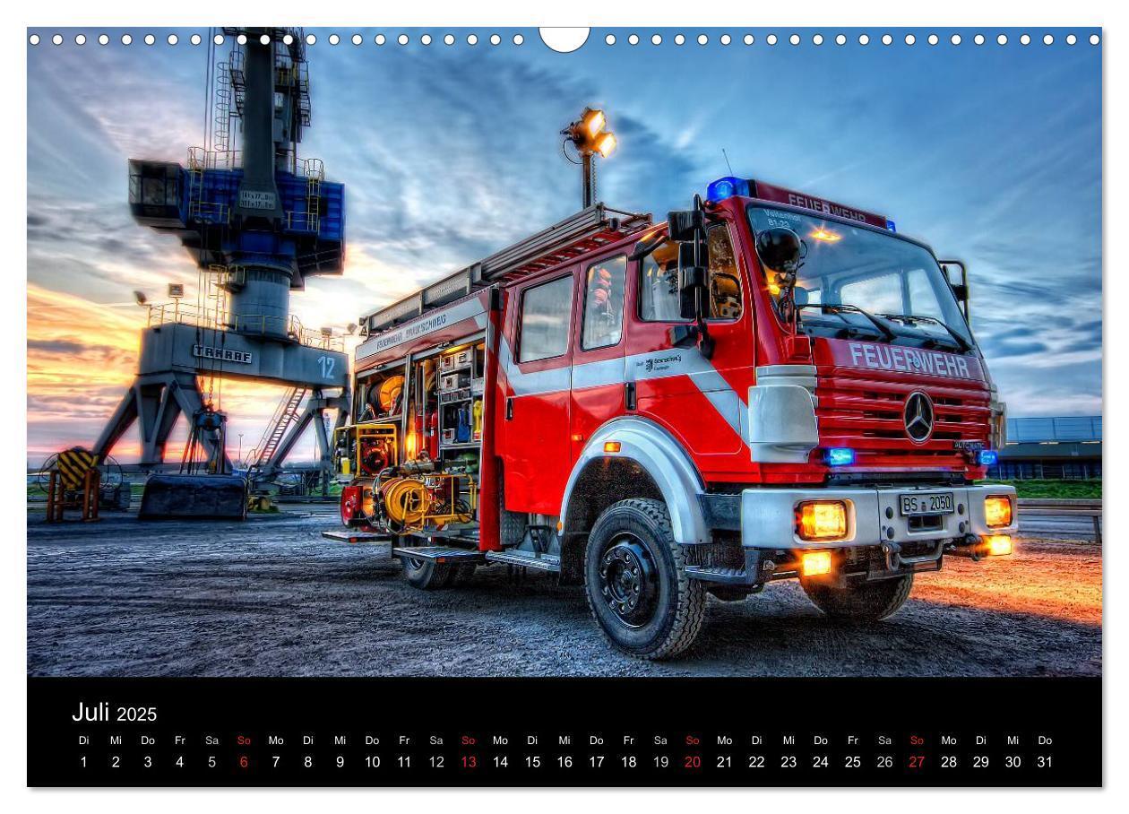 Bild: 9783435816743 | Feuerwehr Braunschweig (Wandkalender 2025 DIN A3 quer), CALVENDO...