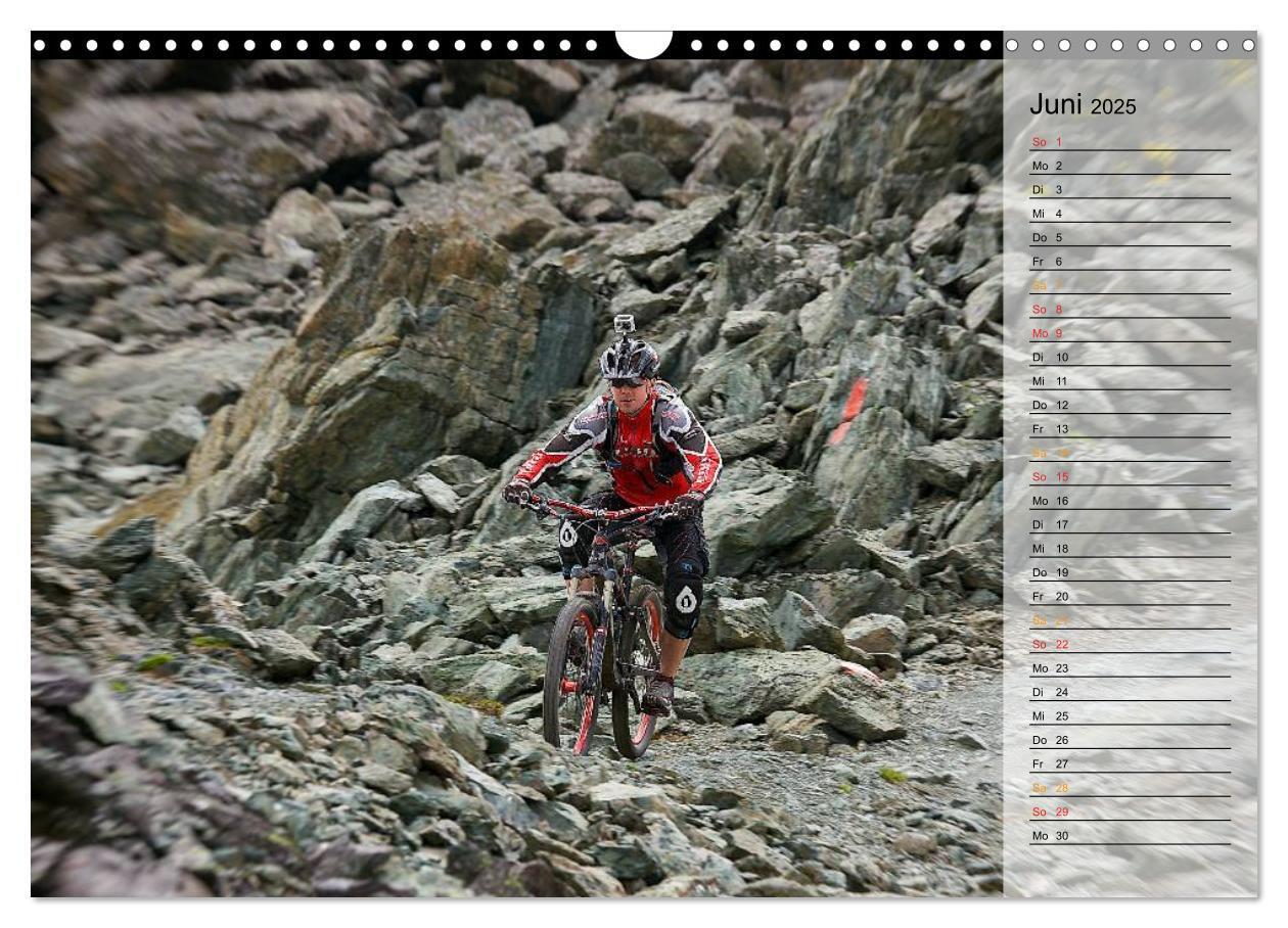 Bild: 9783435537006 | Downhill Moments (Wandkalender 2025 DIN A3 quer), CALVENDO...