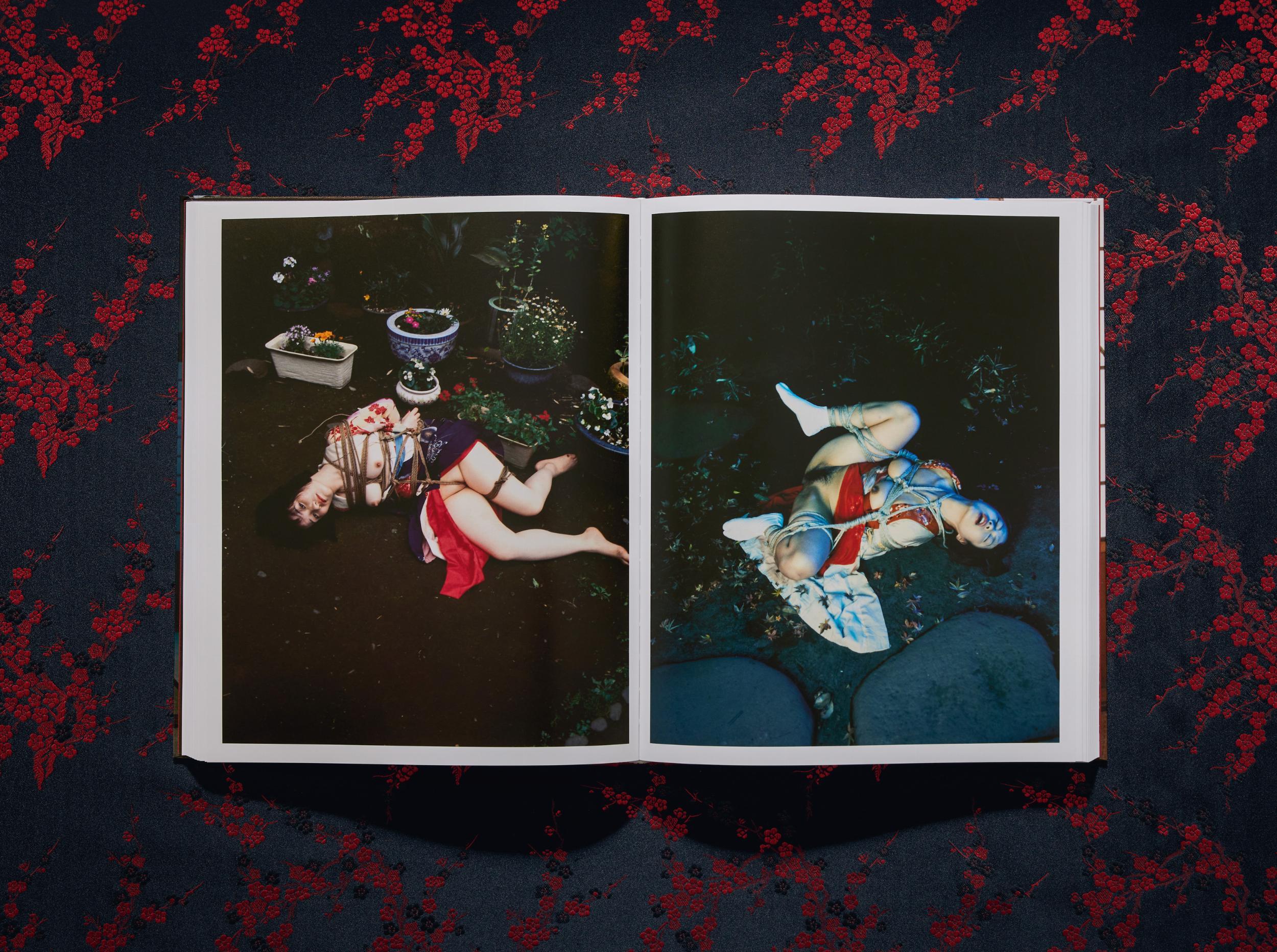 Bild: 9783836577410 | Araki. Bondage | Nobuyoshi Araki | Buch | 288 S. | Englisch | 2023