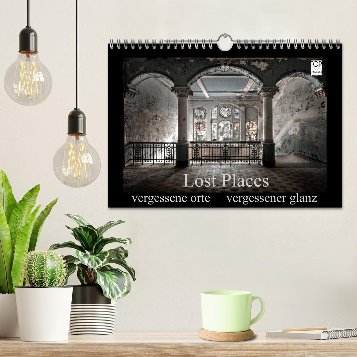 Bild: 9783435676088 | Lost Places - vergessene orte vergessener glanz (Wandkalender 2025...