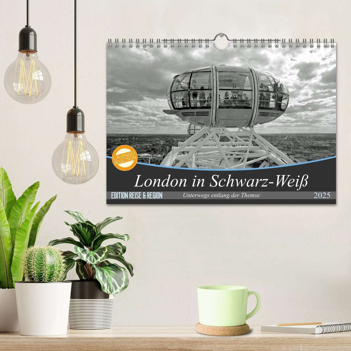 Bild: 9783435701360 | London in Schwarz-Weiß (Wandkalender 2025 DIN A4 quer), CALVENDO...