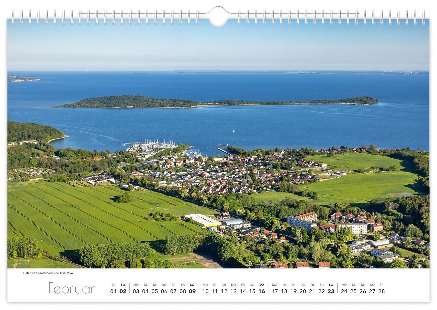 Bild: 9783910680579 | Kalender Rügen Luftaufnahmen 2025 | 45 x 30 cm weißes Kalendarium