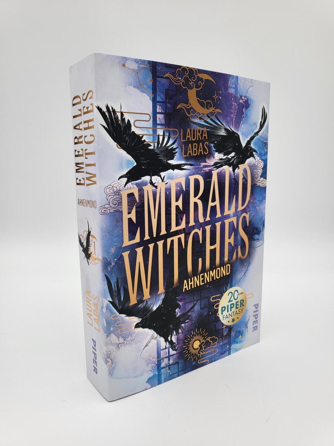 Bild: 9783492706438 | Emerald Witches | Laura Labas | Taschenbuch | Die Hexen von Seoul