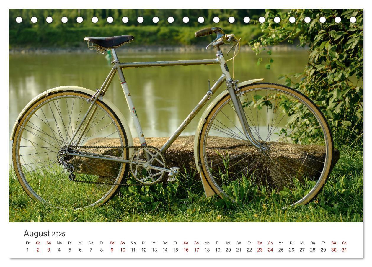 Bild: 9783435017584 | Stahlrenner - Rennrad-Klassiker aus Europa (Tischkalender 2025 DIN...