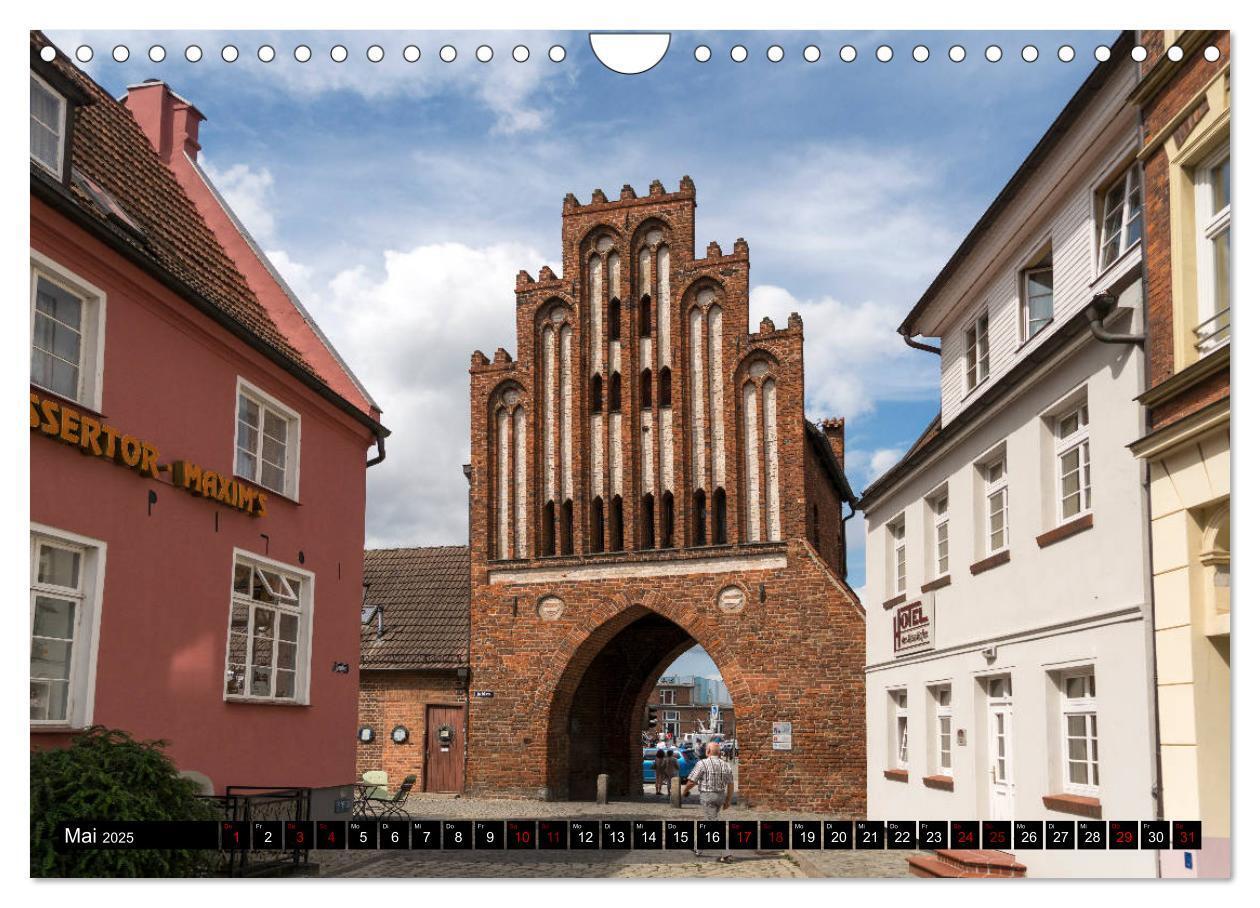 Bild: 9783435411191 | Hansestadt Wismar (Wandkalender 2025 DIN A4 quer), CALVENDO...