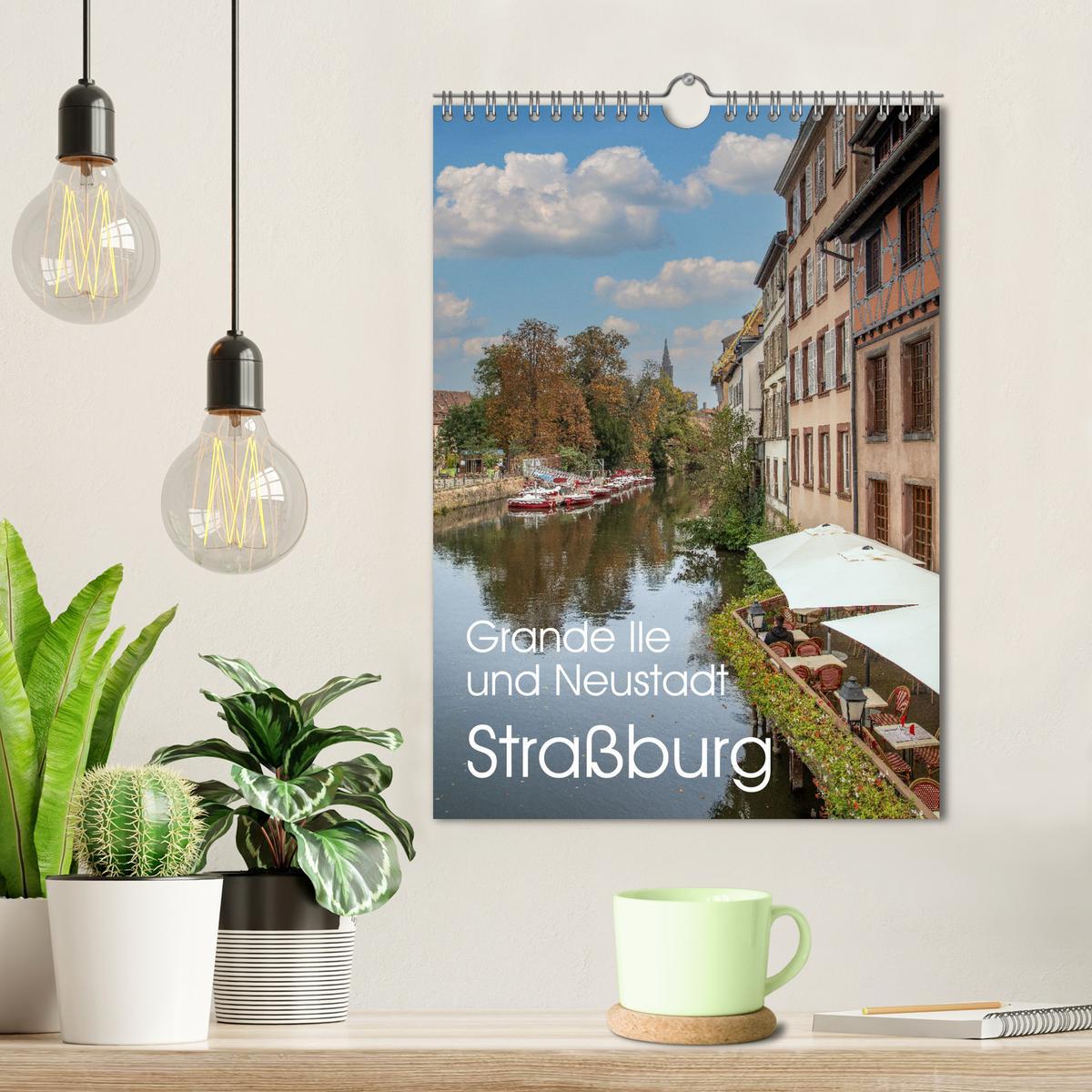 Bild: 9783457227794 | Straßburg - Grande Ile und Neustadt (Wandkalender 2025 DIN A4...