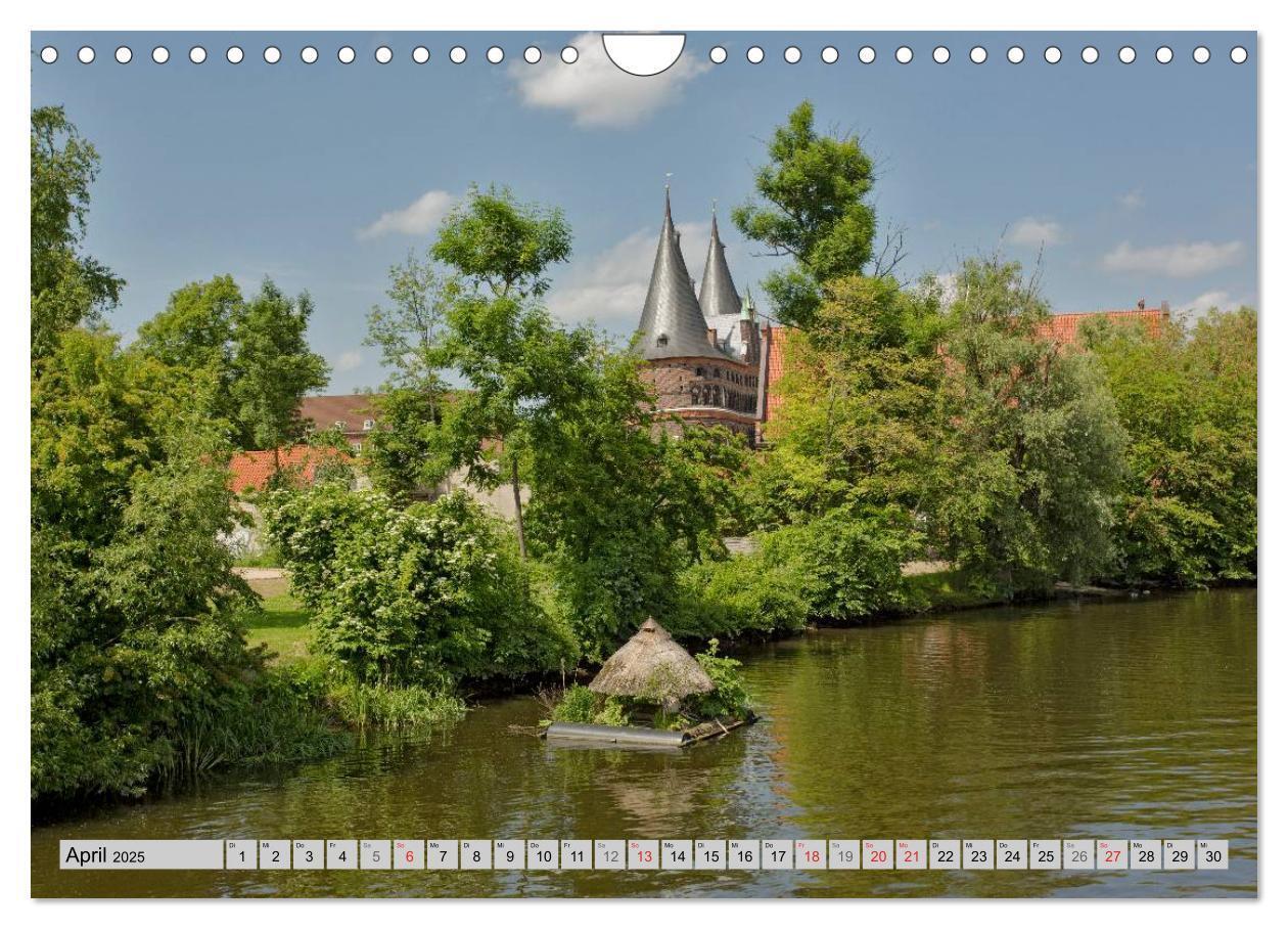 Bild: 9783435683253 | Hansestadt Lübeck (Wandkalender 2025 DIN A4 quer), CALVENDO...