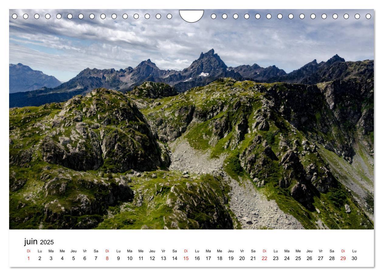 Bild: 9781325944118 | Le massif de Belledonne, vues sur les Alpes (Calendrier mural 2025...