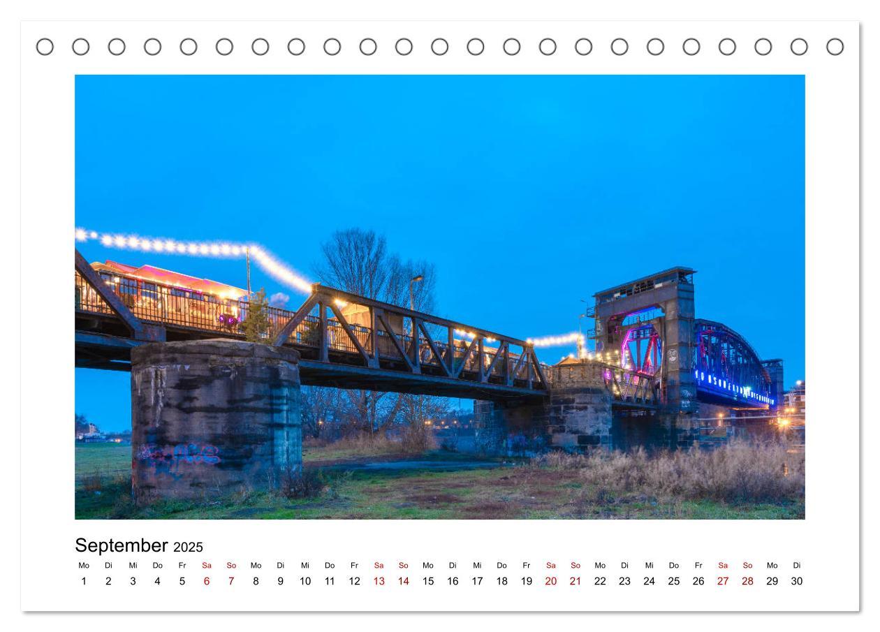 Bild: 9783435203062 | Blue Times - Magdeburg (Tischkalender 2025 DIN A5 quer), CALVENDO...