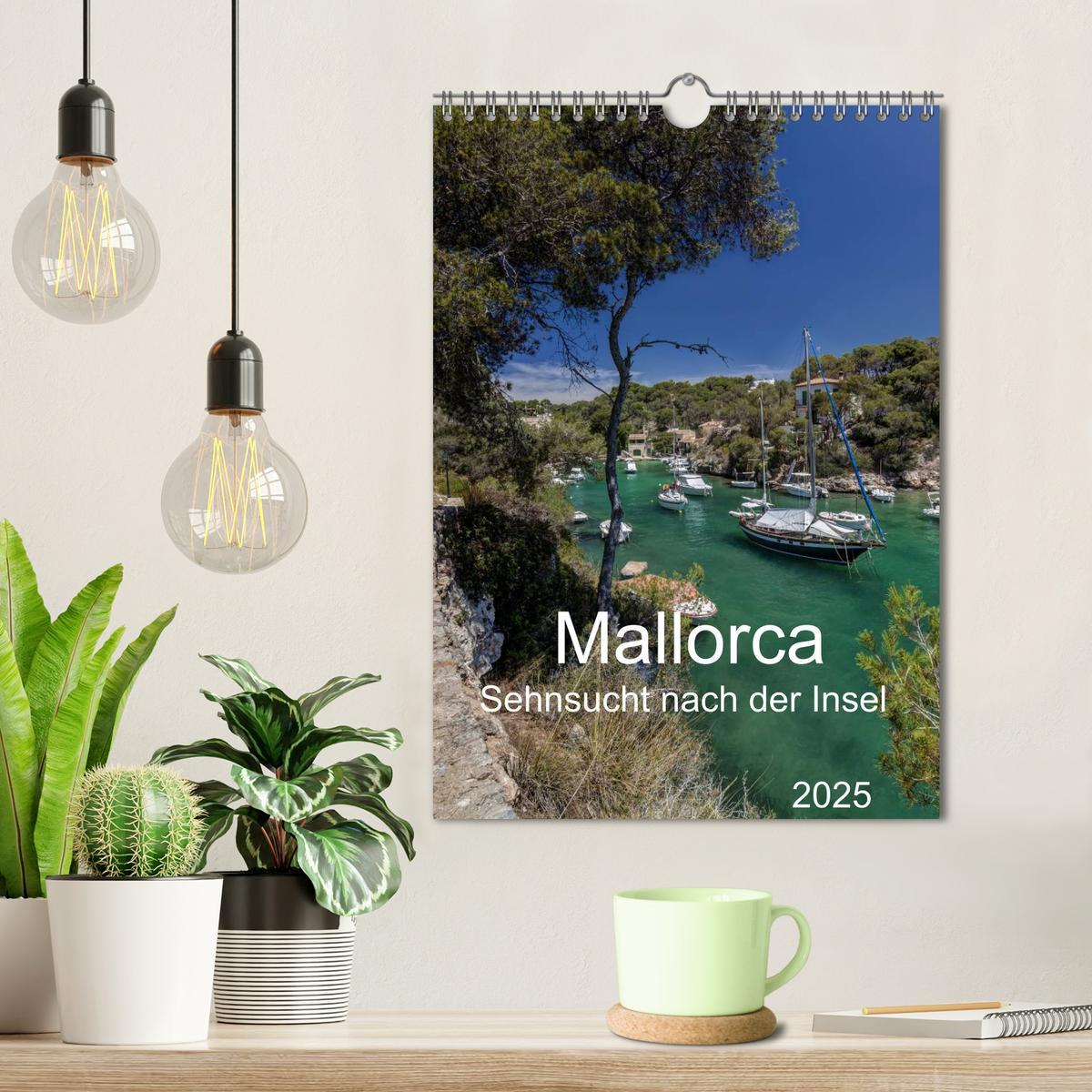 Bild: 9783457057353 | Mallorca - Sehnsucht nach der Insel (Wandkalender 2025 DIN A4...