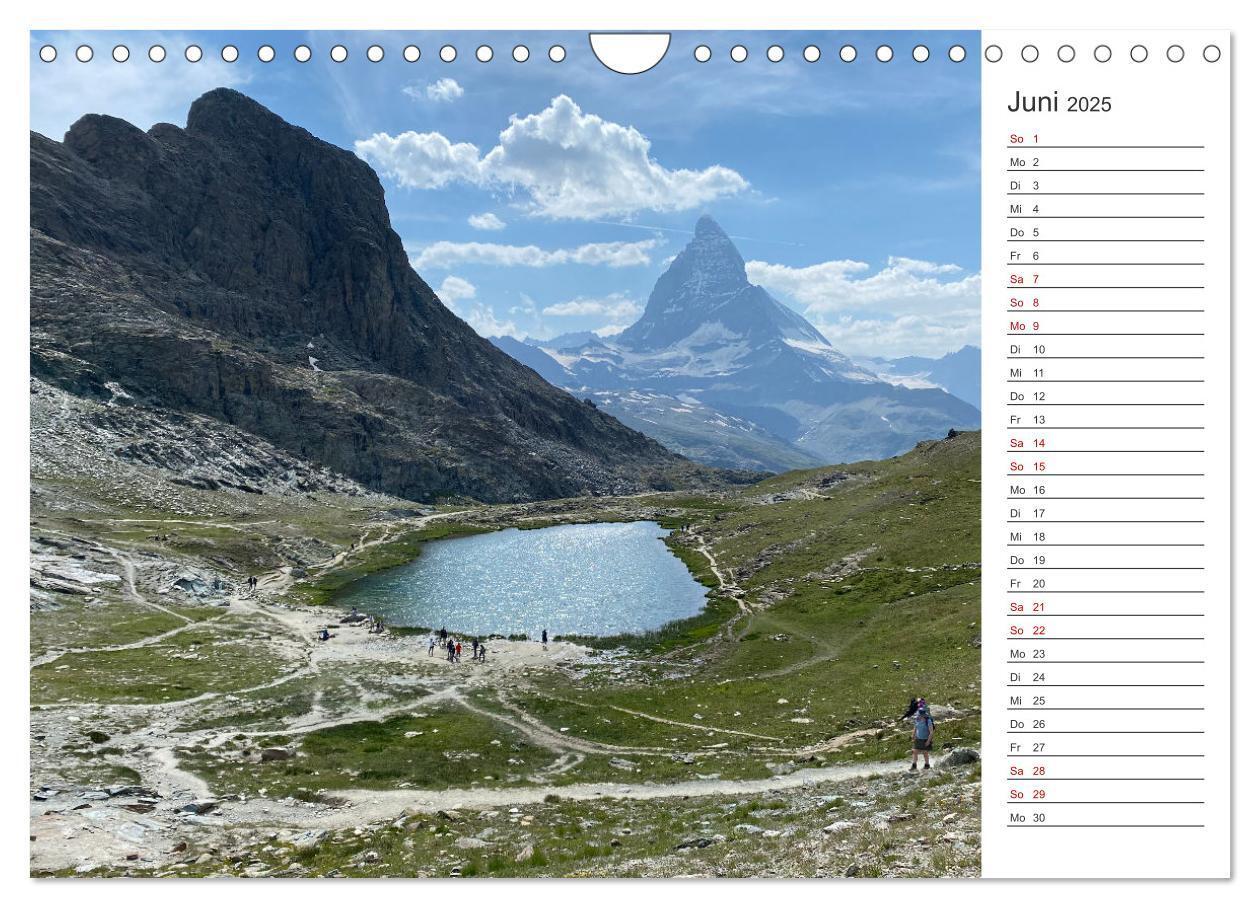 Bild: 9783383848346 | Alpenauszeit - Traumhafte Bergmomente am Wasser (Wandkalender 2025...