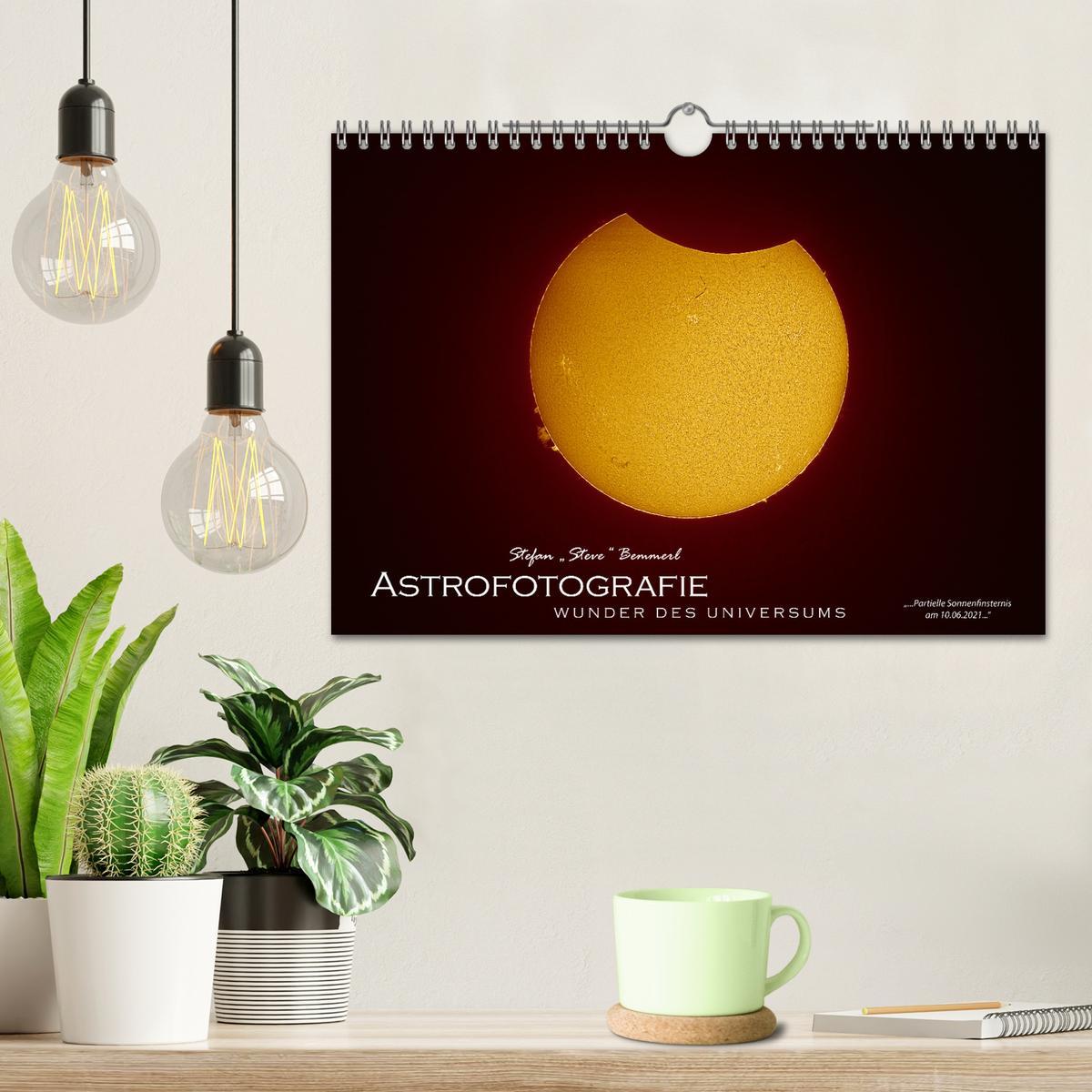 Bild: 9783435004218 | Astrofotografie - Wunder des Universums (Wandkalender 2025 DIN A4...