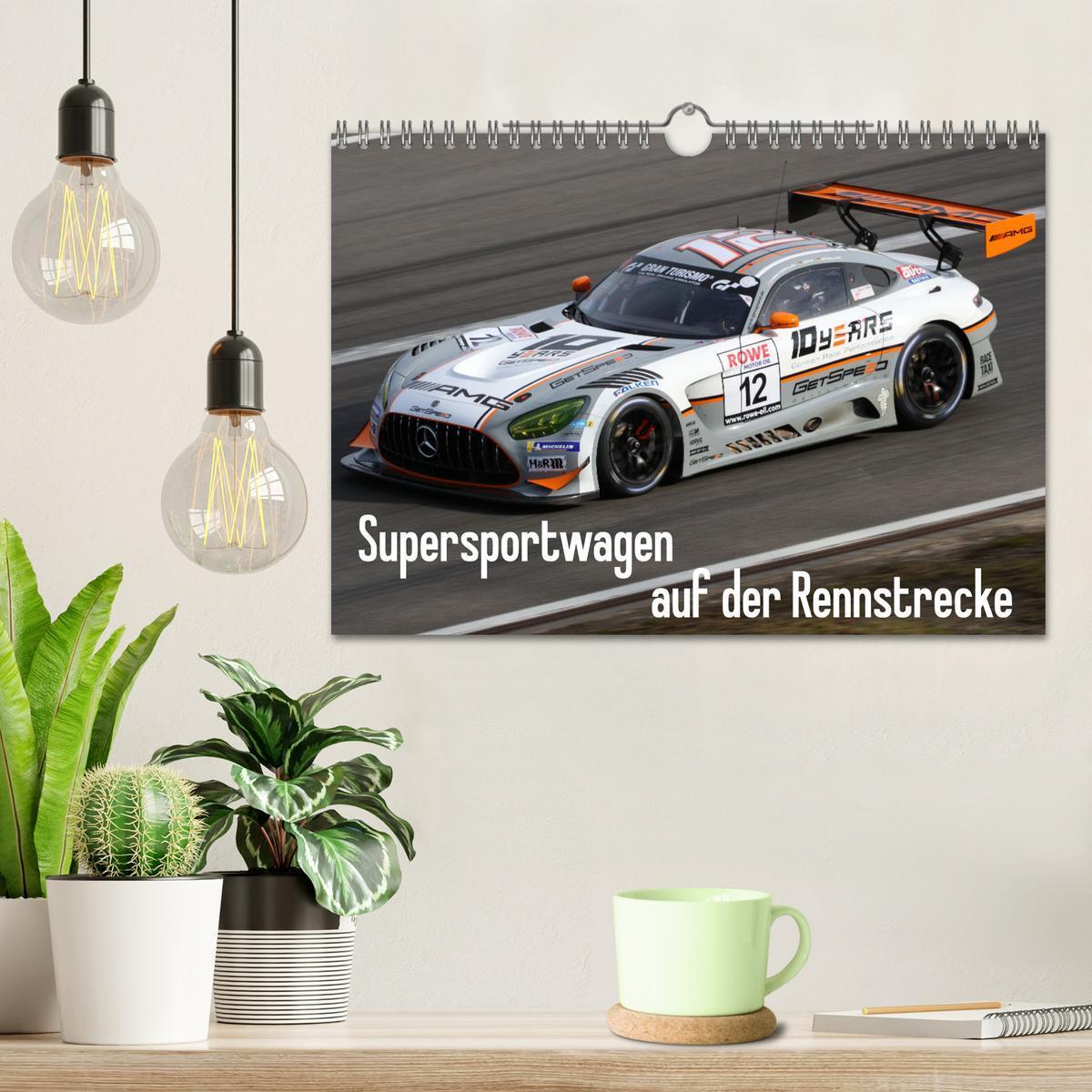 Bild: 9783435765300 | Supersportwagen auf der Rennstrecke (Wandkalender 2025 DIN A4...