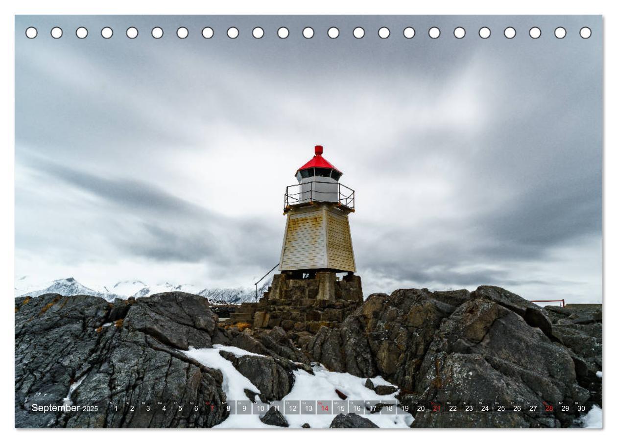 Bild: 9783435280025 | Lofoten - From Dusk Till Dawn (Tischkalender 2025 DIN A5 quer),...