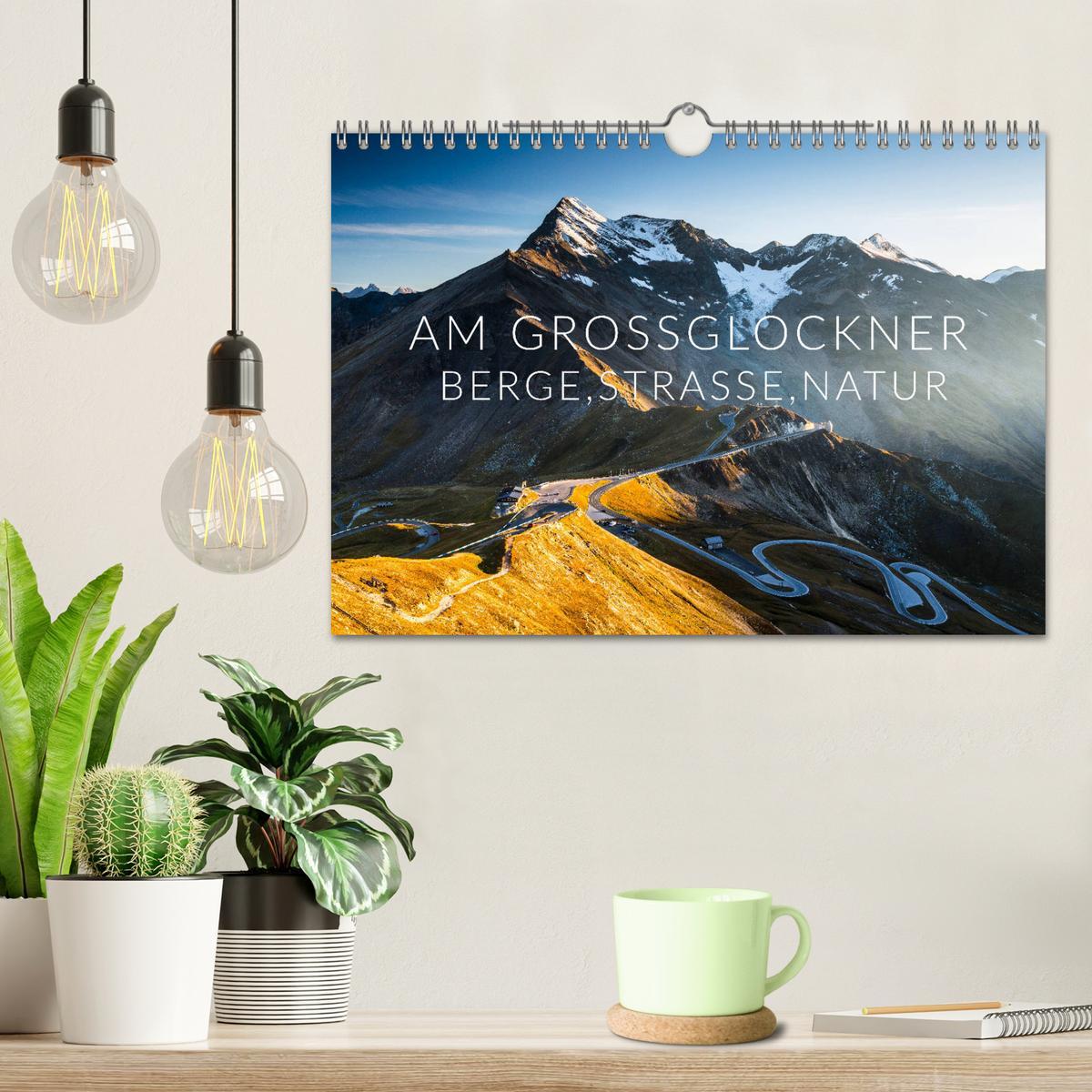 Bild: 9783435423637 | Am Großglockner. Berge, Straße, Natur (Wandkalender 2025 DIN A4...