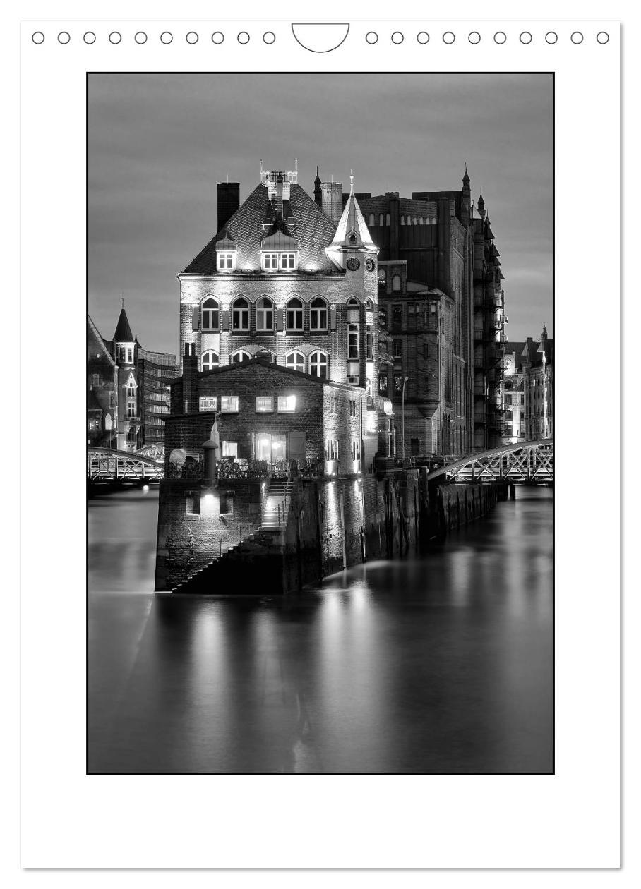 Bild: 9783457081594 | Hamburg Vertical (Wandkalender 2025 DIN A4 hoch), CALVENDO...