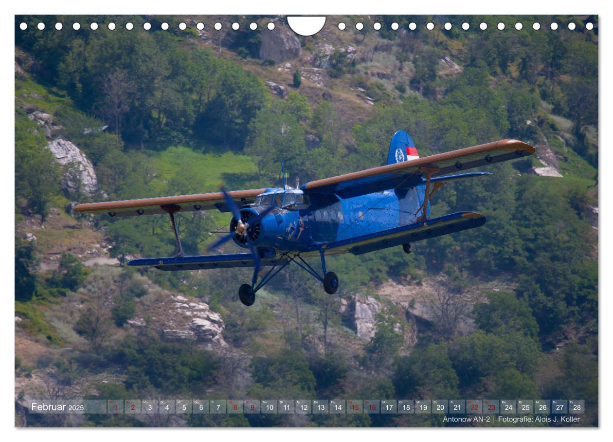 Bild: 9783383824012 | Classic Airplanes (Wandkalender 2025 DIN A4 quer), CALVENDO...