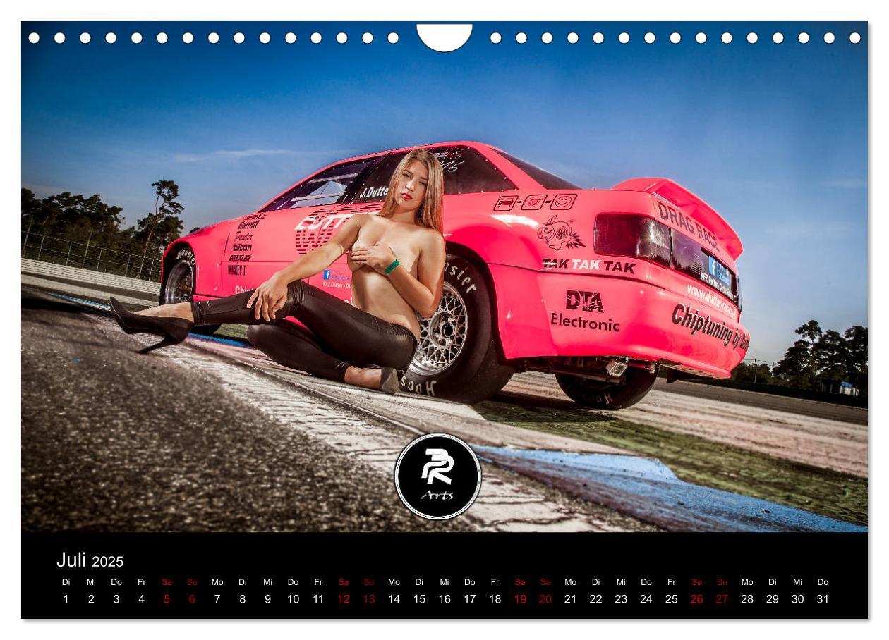 Bild: 9783435397143 | Cars and Girls (Wandkalender 2025 DIN A4 quer), CALVENDO...